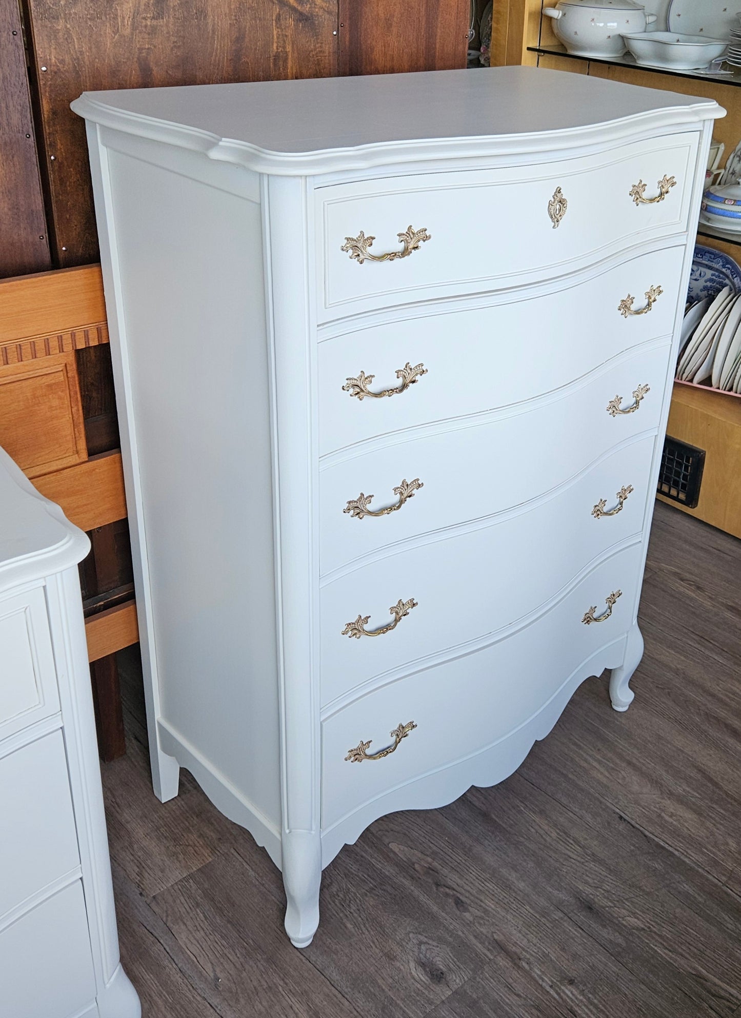 Highboy chest of 4 drawers painted white