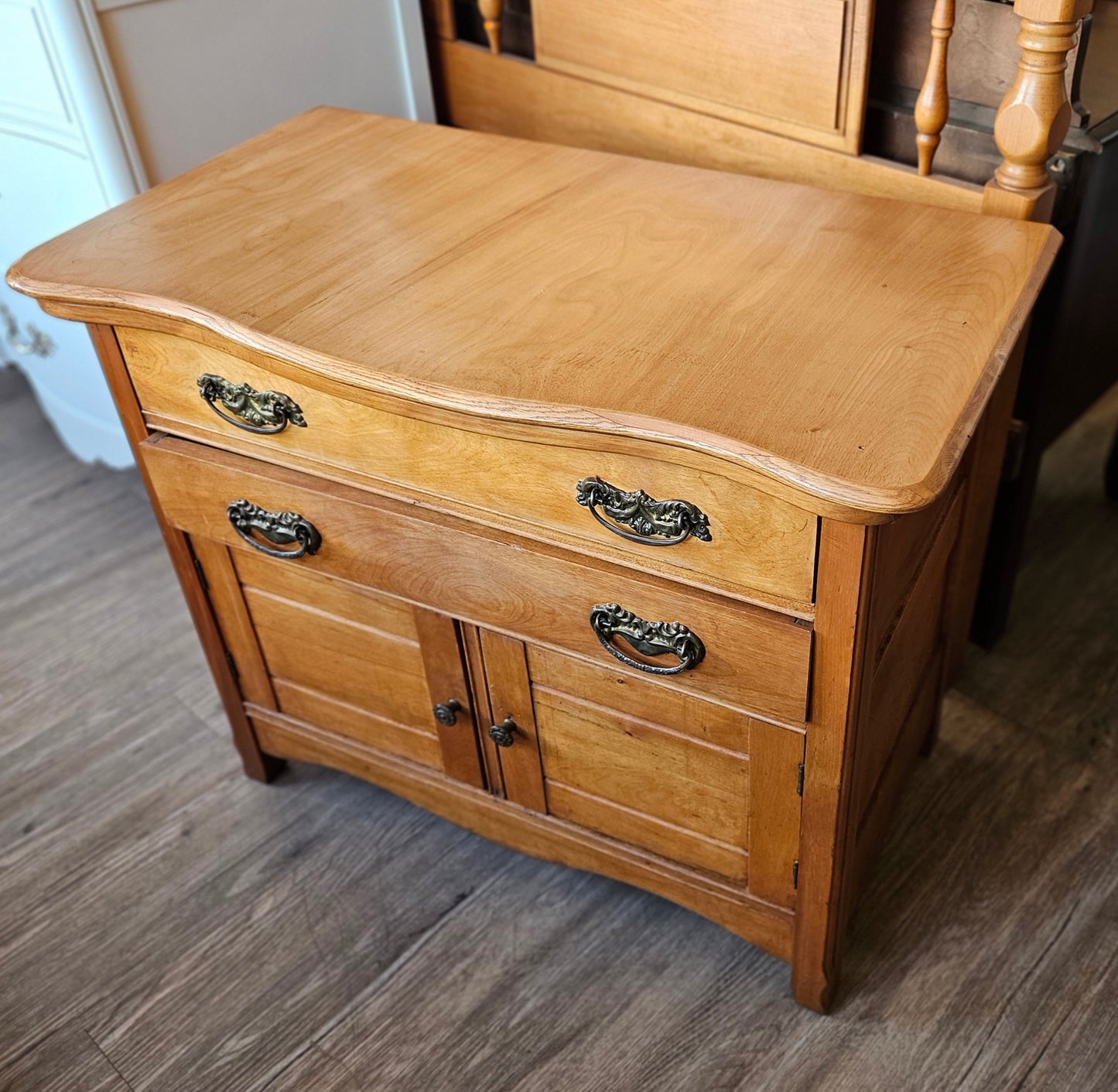 Vintage maple washstand