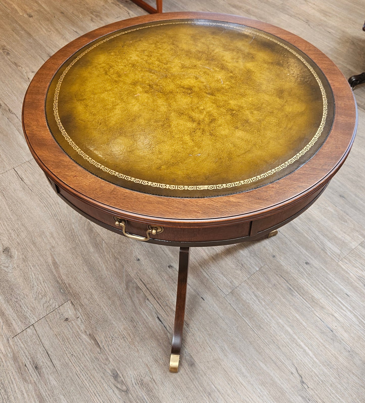 Round parlour table, leather top