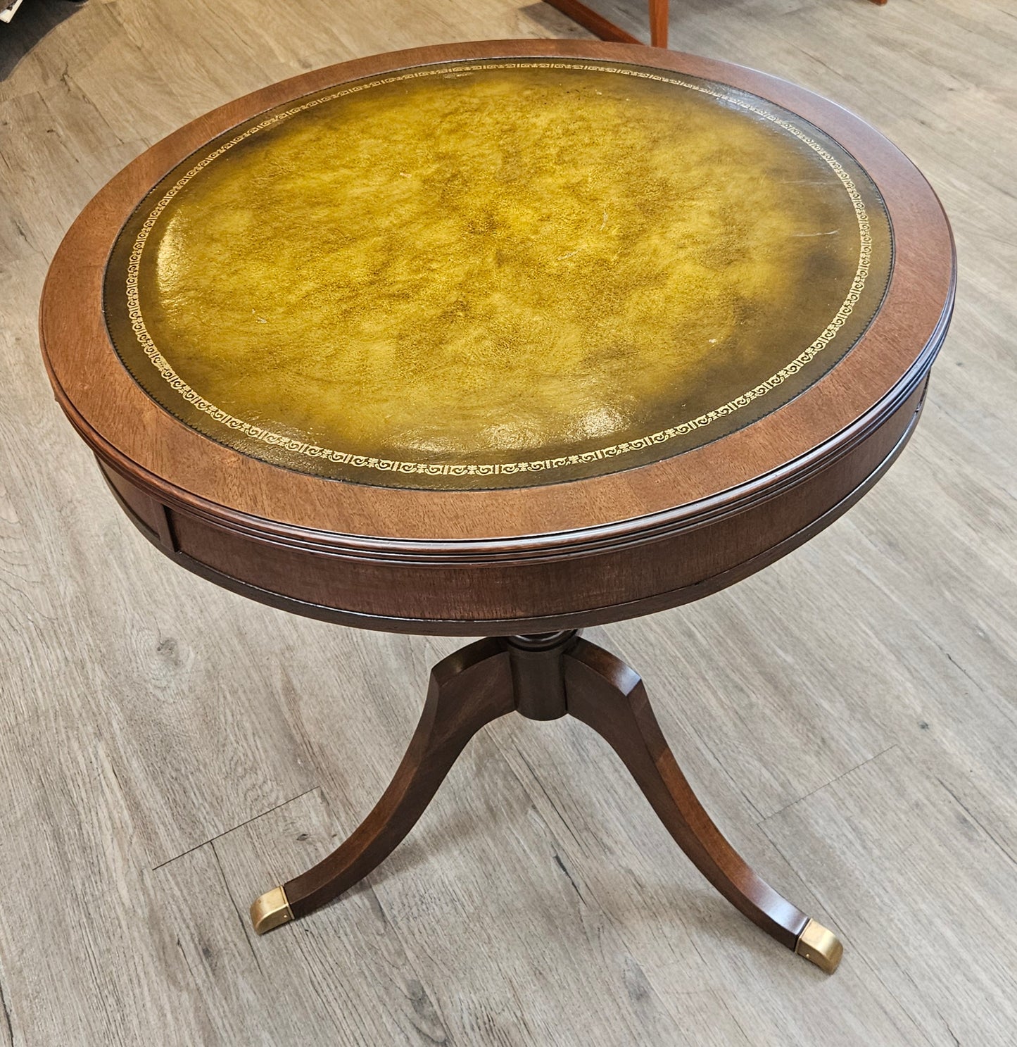 Round parlour table, leather top