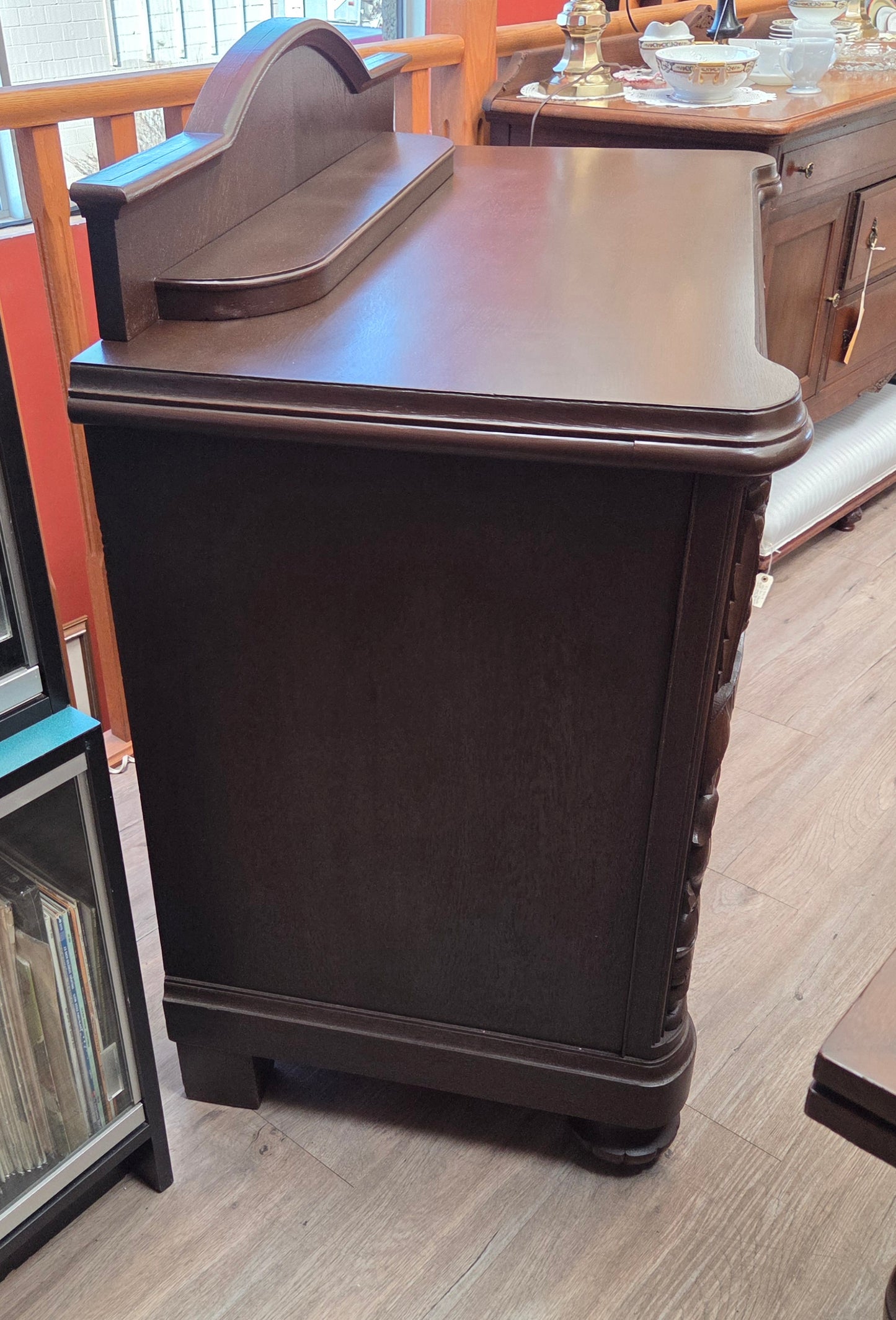 Dark mahogany sideboard/buffet
