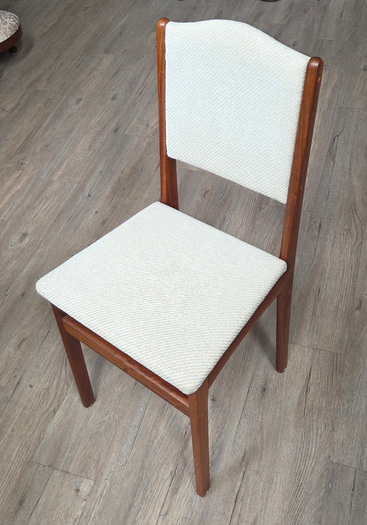 Set of 6 teak dining chairs