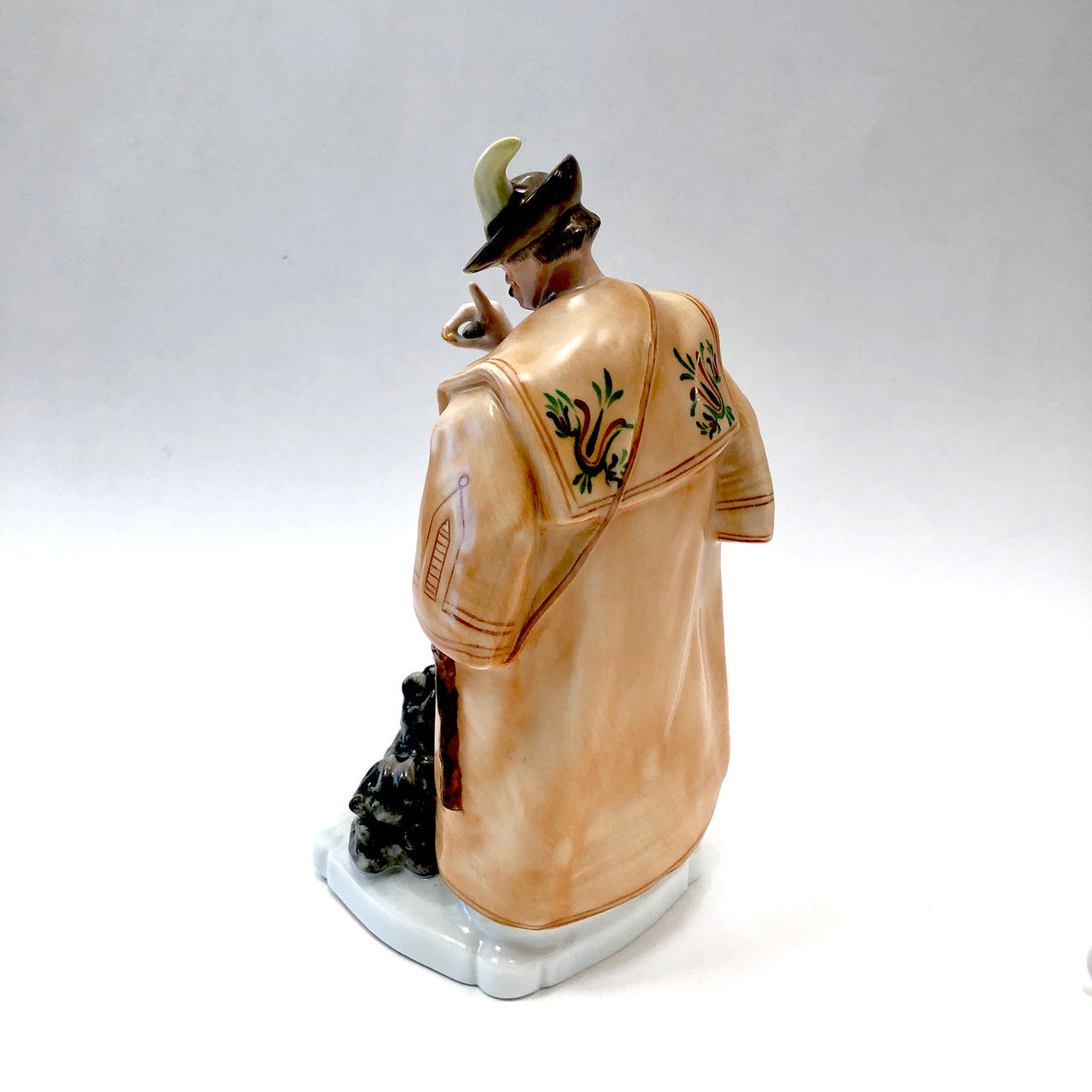 Herend, 5810, Figurine, Man Feeding Dog, Cheese, Hungary, Porcelain, Vintage, Mid-Century,