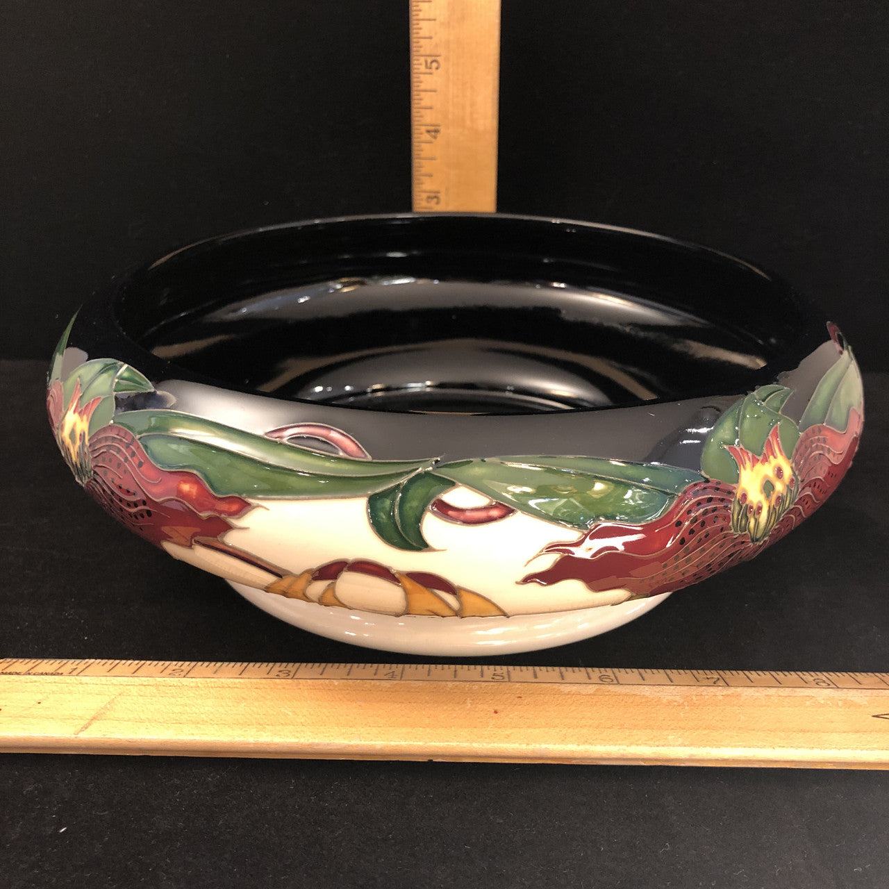 Moorcroft Anna Lily Bowl 620-9