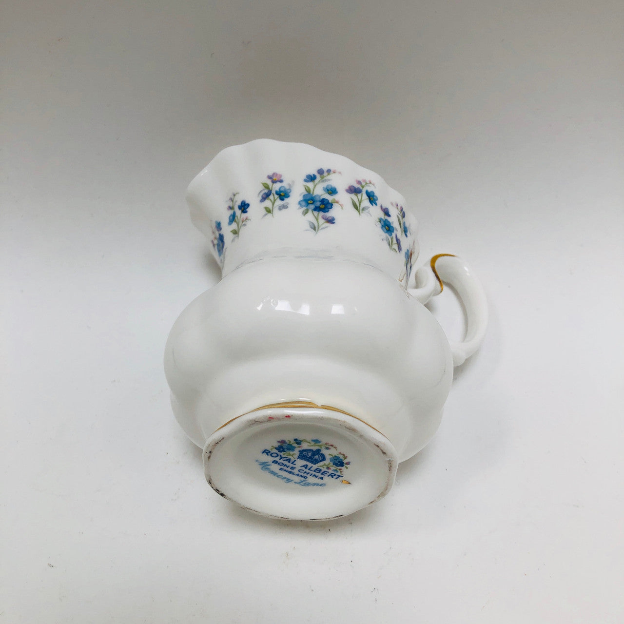 Royal Albert, Memory Lane, Cream, Creamer, Vintage, England, Bone China, Steampunk