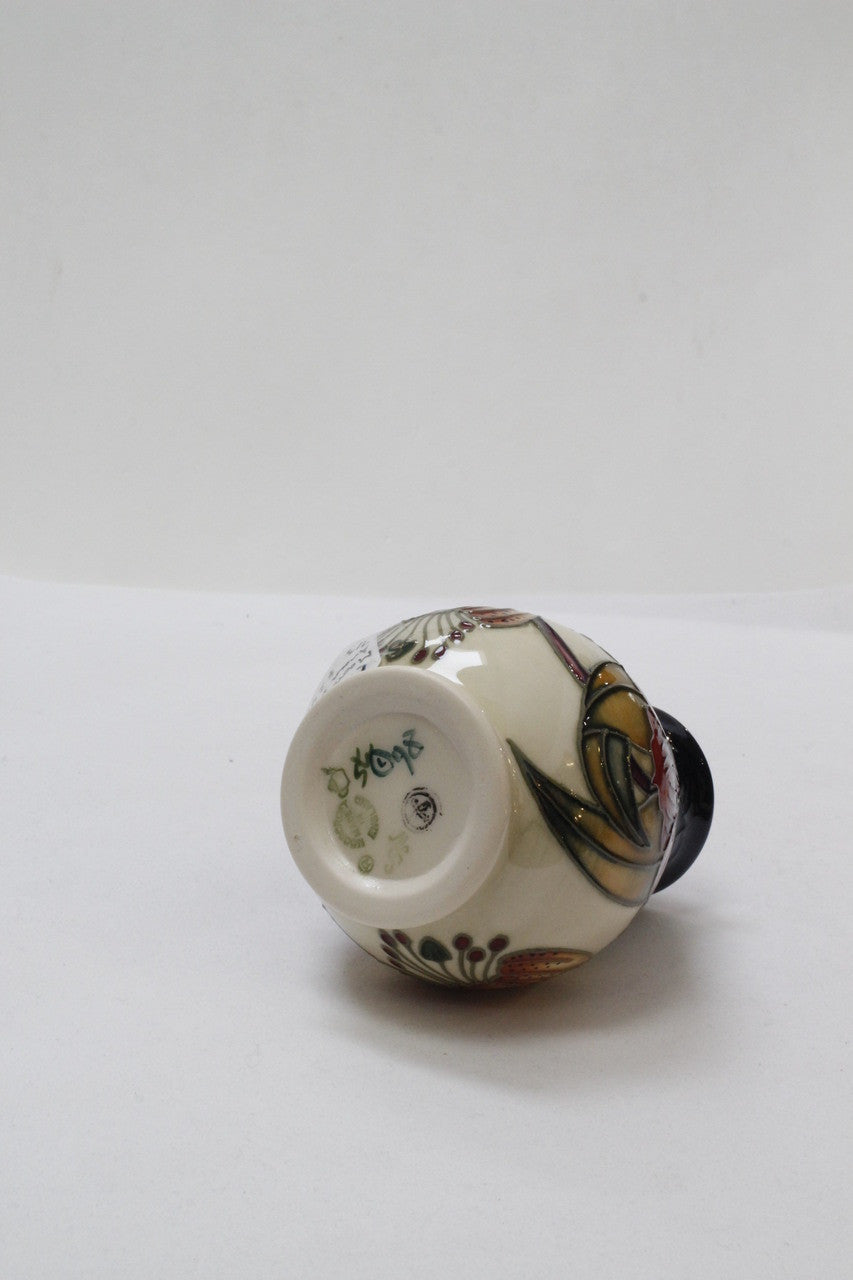 Moorcroft Anna Lily Small Vase 7-3, Nicola Slaney