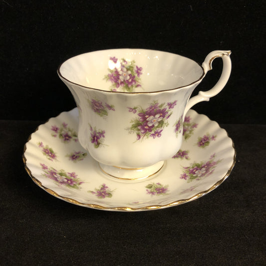 Royal Albert, Sweet Violets, Teacup, Saucer, Cup and Saucer, Vintage, England, Gold Trimmed