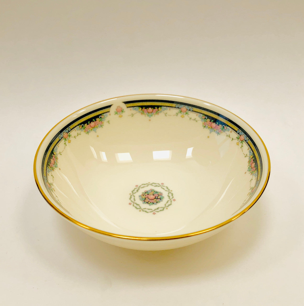 Royal Doulton, Albany, Nappie Bowl, Dessert or Fruit Bowl, Vintage, Fine Bone China, Ceramic, England