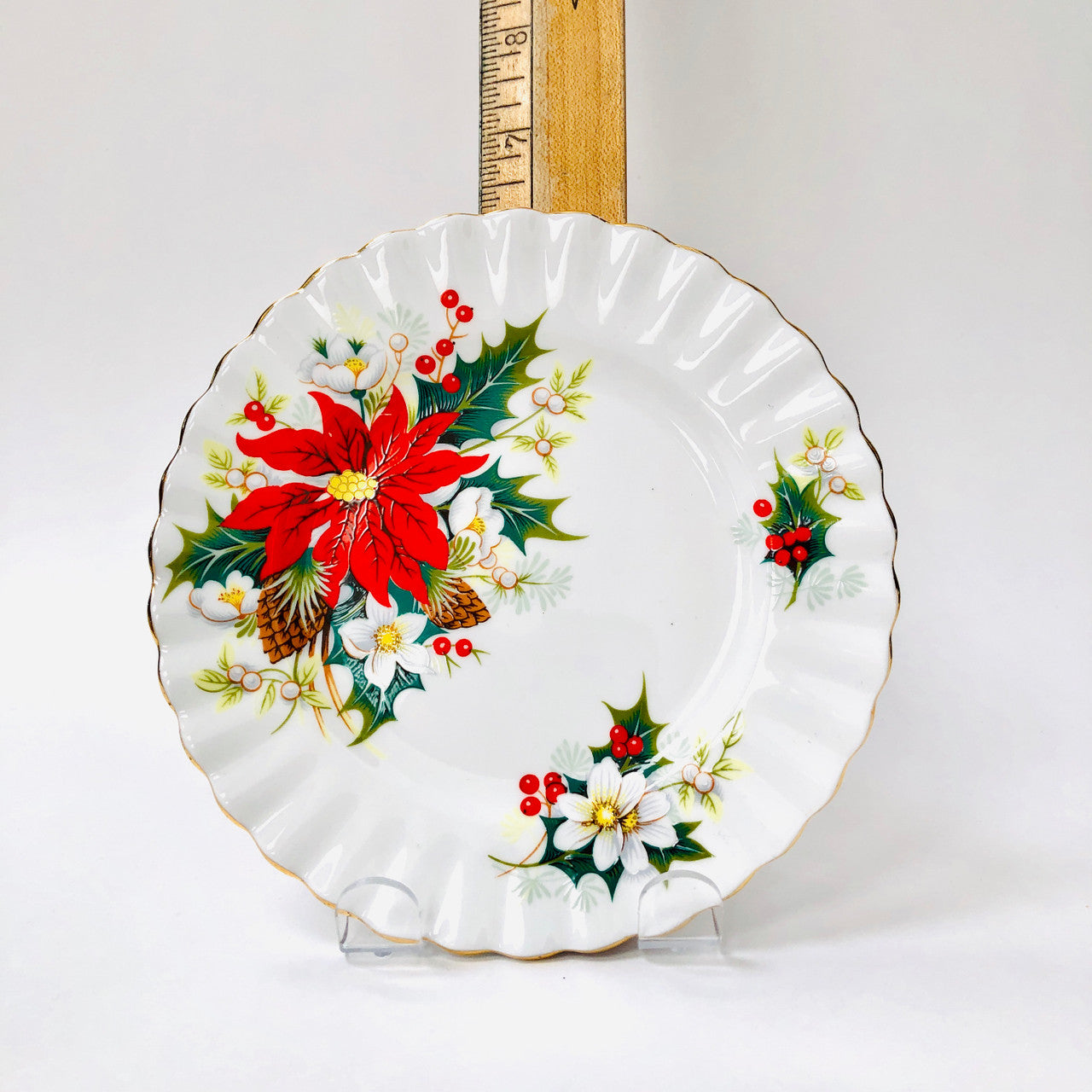 Royal Albert, England, Christmas, Poinsettia, Yuletide, Xmas, Plate, Bread and Butter, Dessert, Fine, Bone, China, Ceramic, Vintage, Steampunk