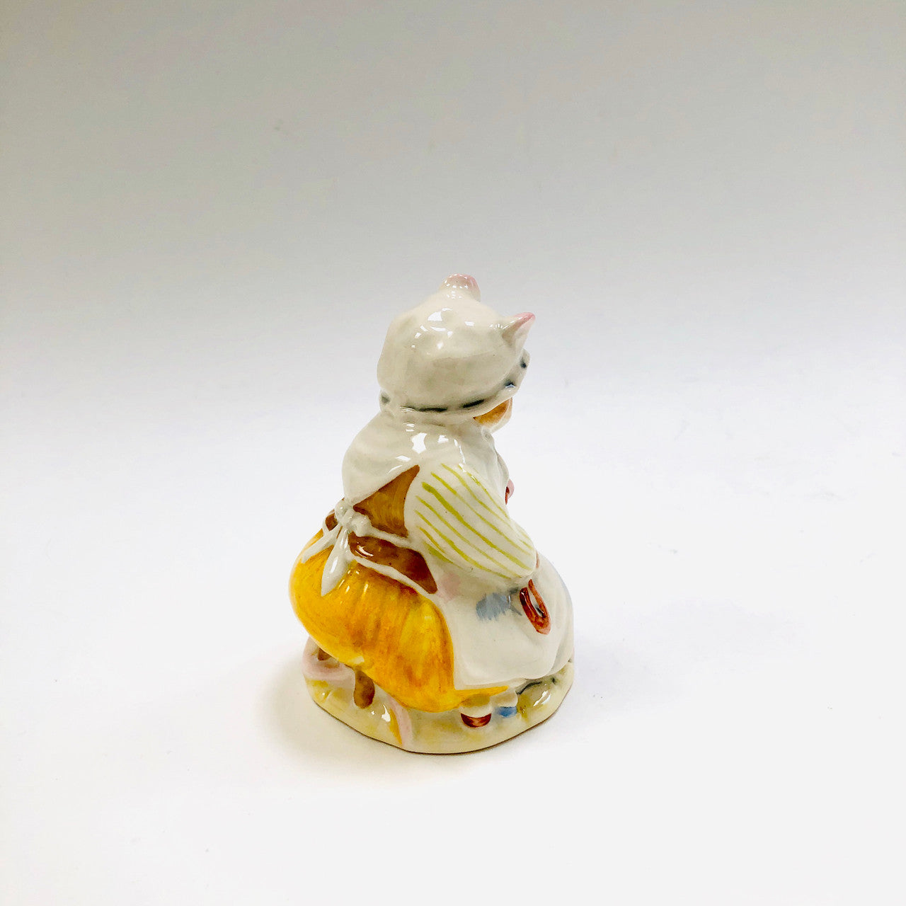 Royal Doulton, Brambly Hedge, Lily Weaver, D.B.H. 19, 1988, Vintage, Jill Barklem, figurine, mouse