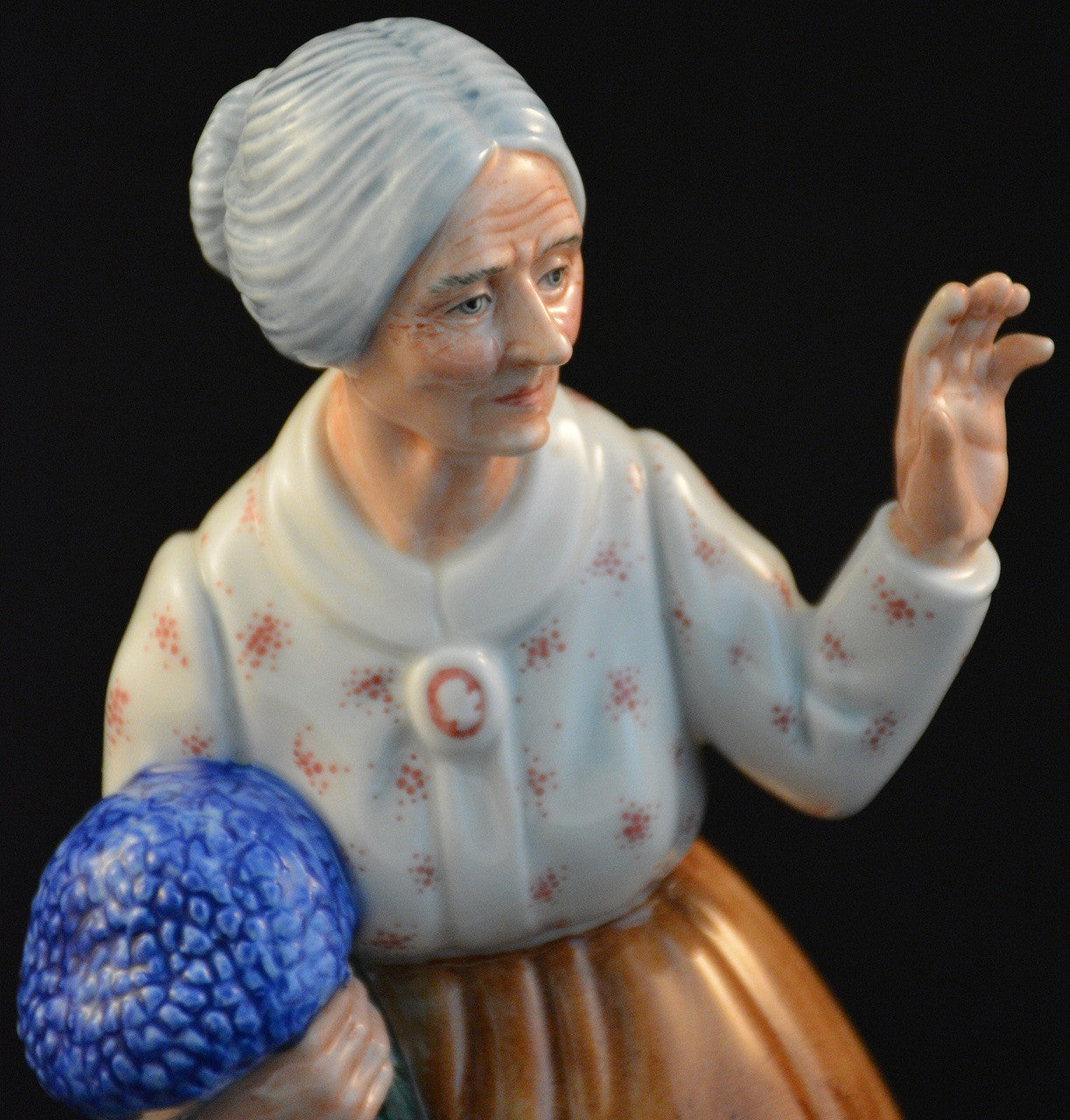 Royal Doulton, "Thank You," Figurine, HN2732, Vintage, Fine Bone China, Bluebell Cottage