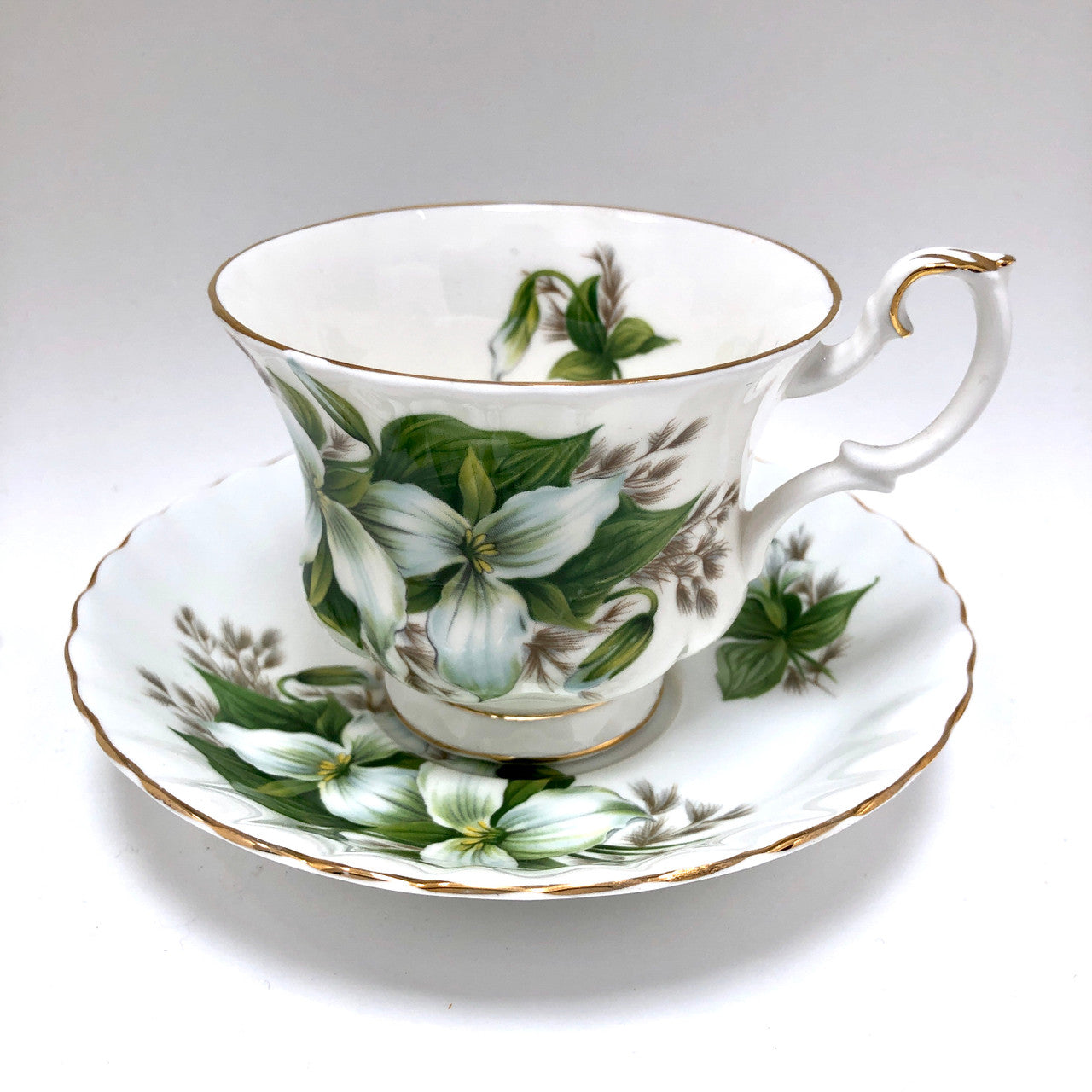Royal Albert, Trillium, Cup and Saucer, Tea cup, Tea Cup, Vintage, England, Bone China