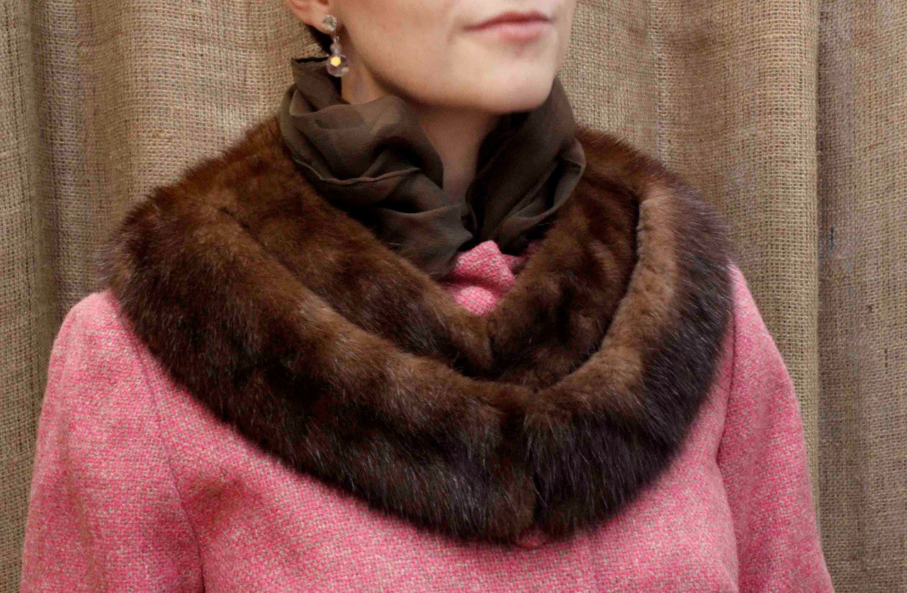 Vintage fur collar
