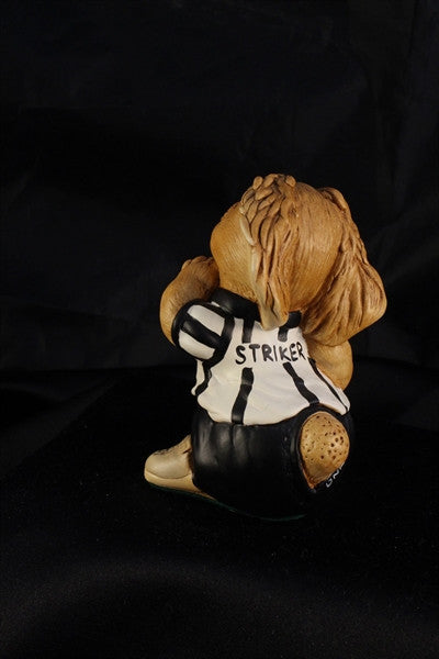 PenDelfin Striker Figurine (Black and White)