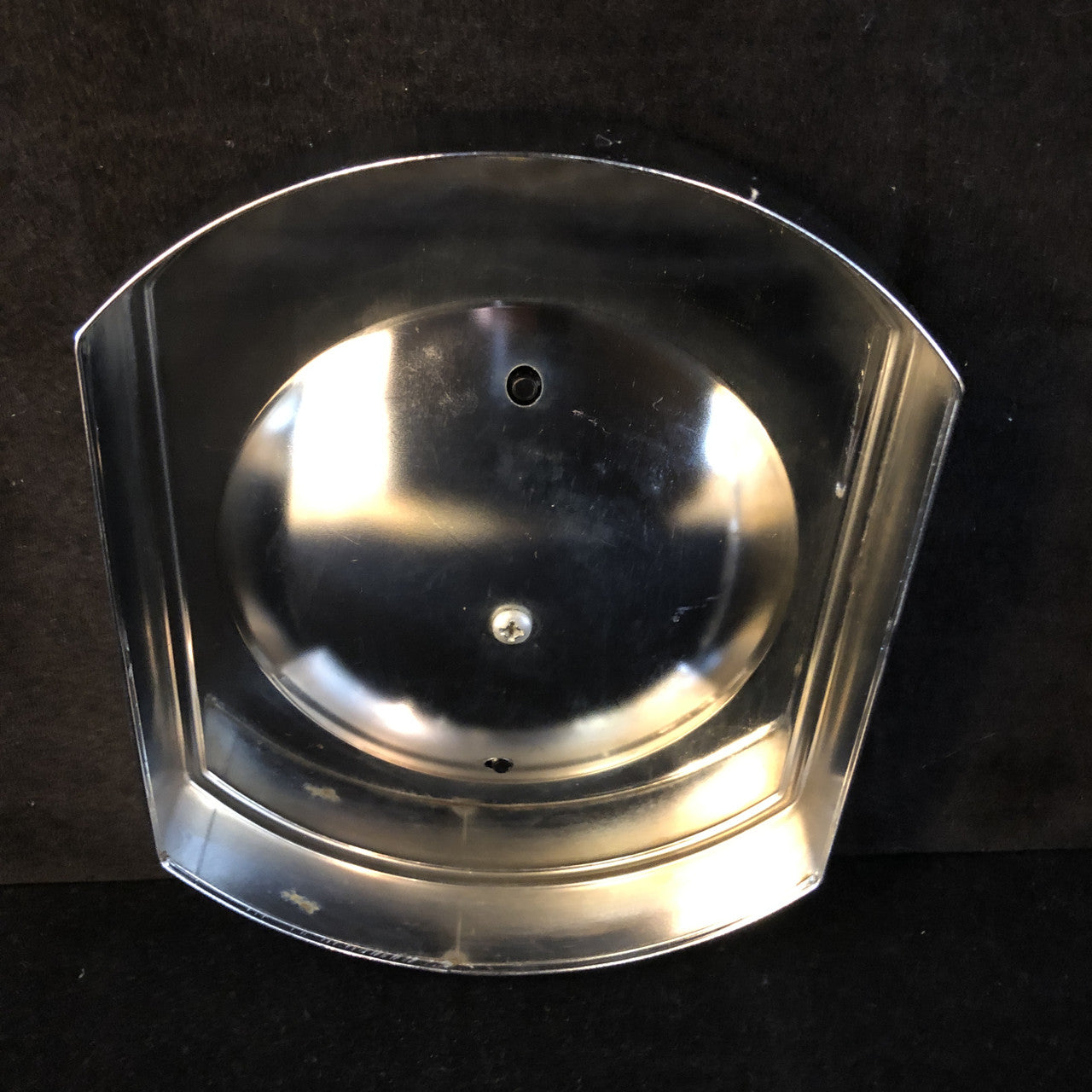 Vintage Kromex kitchen canister from the 1950s or 1960s.
We have two: “FLOUR” or “SUGAR”. Please indicate which you would like.
Good vintage condition with some age related wear.
8.75” high
5” wide
6.25” deep
SK69291
Ibon Antiques
10423 79 Avenue in Edmonton's Old Strathcona neighbourhood.
780 757 6777