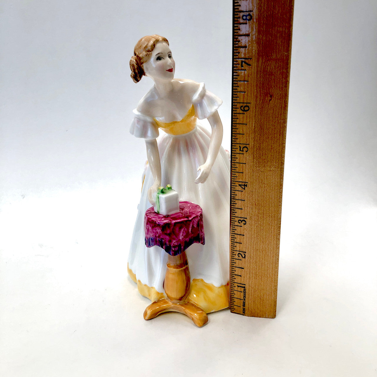 Royal Doulton, Happy Birthday, HN3095, HN 3095, Figurine, Vintage, England, Pauline Parsons, Lady, Yellow, Handpainted, Hand Painted