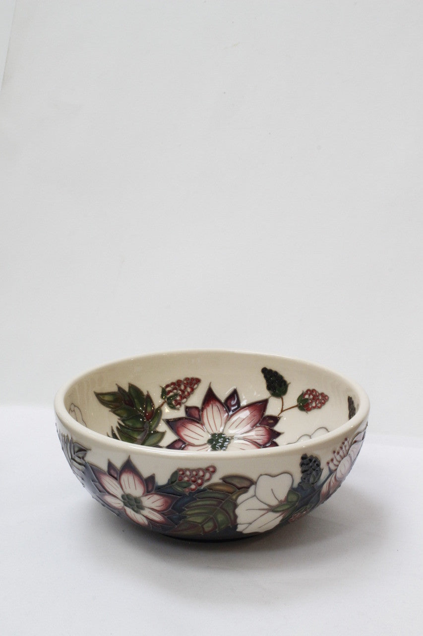 Moorcroft Bramble Revisited Bowl 711-6, Alicia Amison