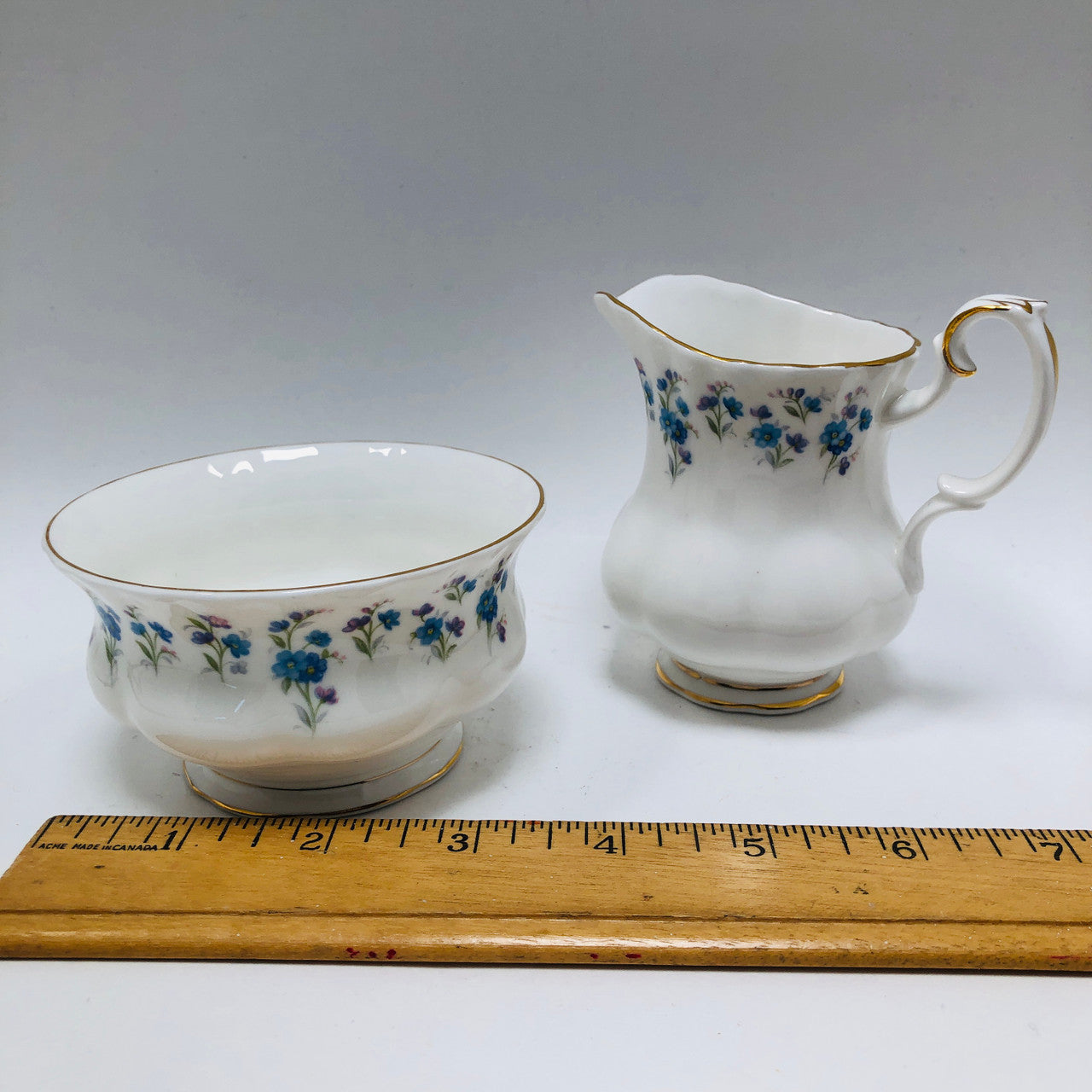 Royal Albert, Memory Lane, Cream, Creamer, Vintage, England, Bone China, Steampunk