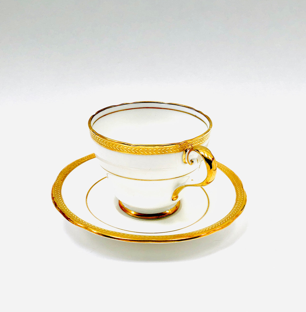 Aynsley, Elizabeth, Gold Encrusted, Laurel, Cup, Saucer, Teacup, Cup and Saucer, Fine Bone China, Vintage, Steampunk
