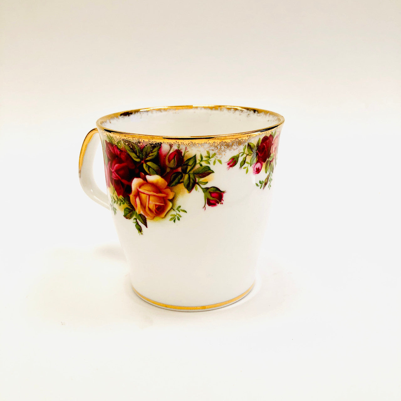 Royal Albert, Old Country Roses, Lyric, Mug, Coffee, Tea, Hot Chocolate, Vintage, Red, Roses, England,  Steampunk