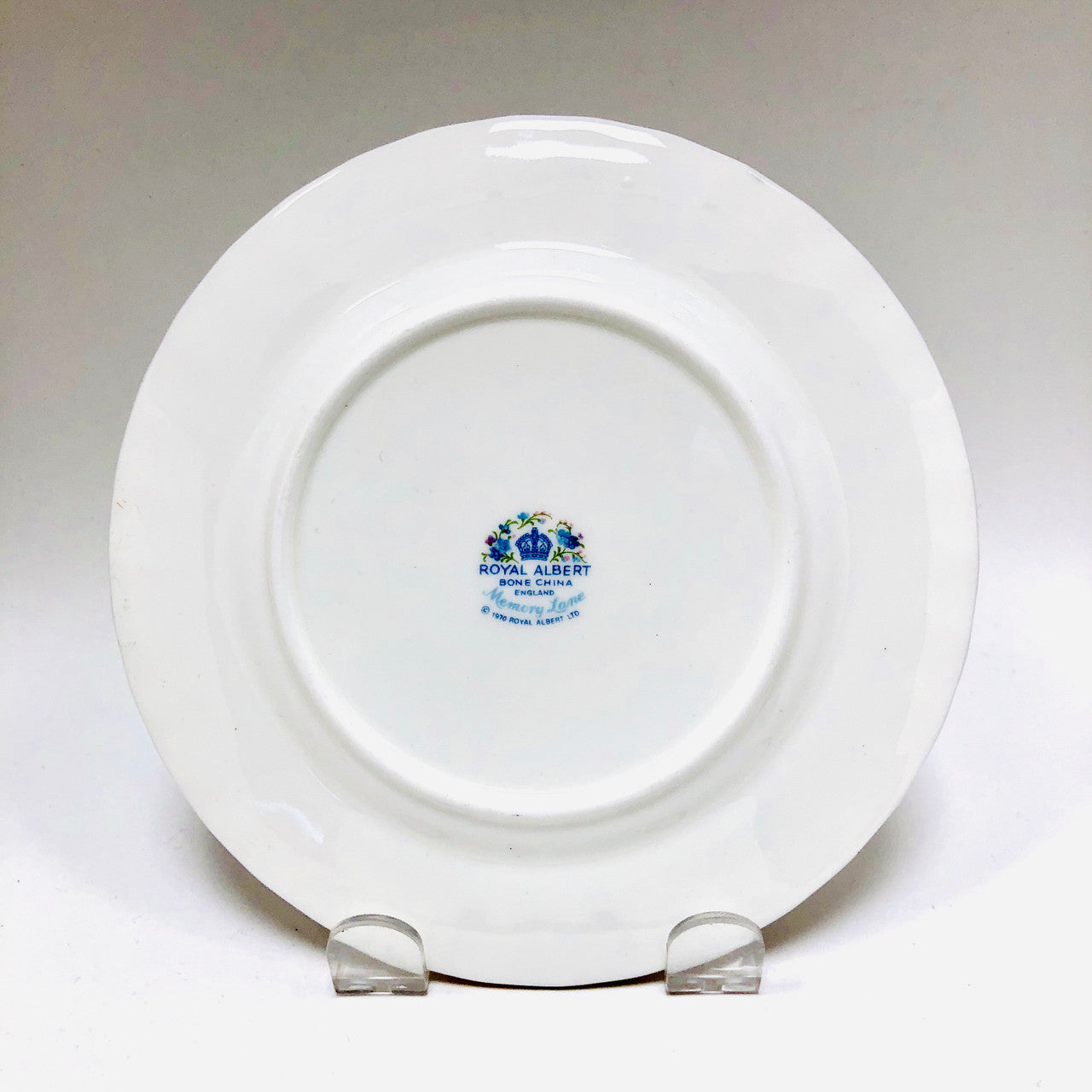 Royal Albert, Memory Lane, SINGLE, Bread and Butter, Plate, Vintage, England, Bone China, Steampunk, 6.25"