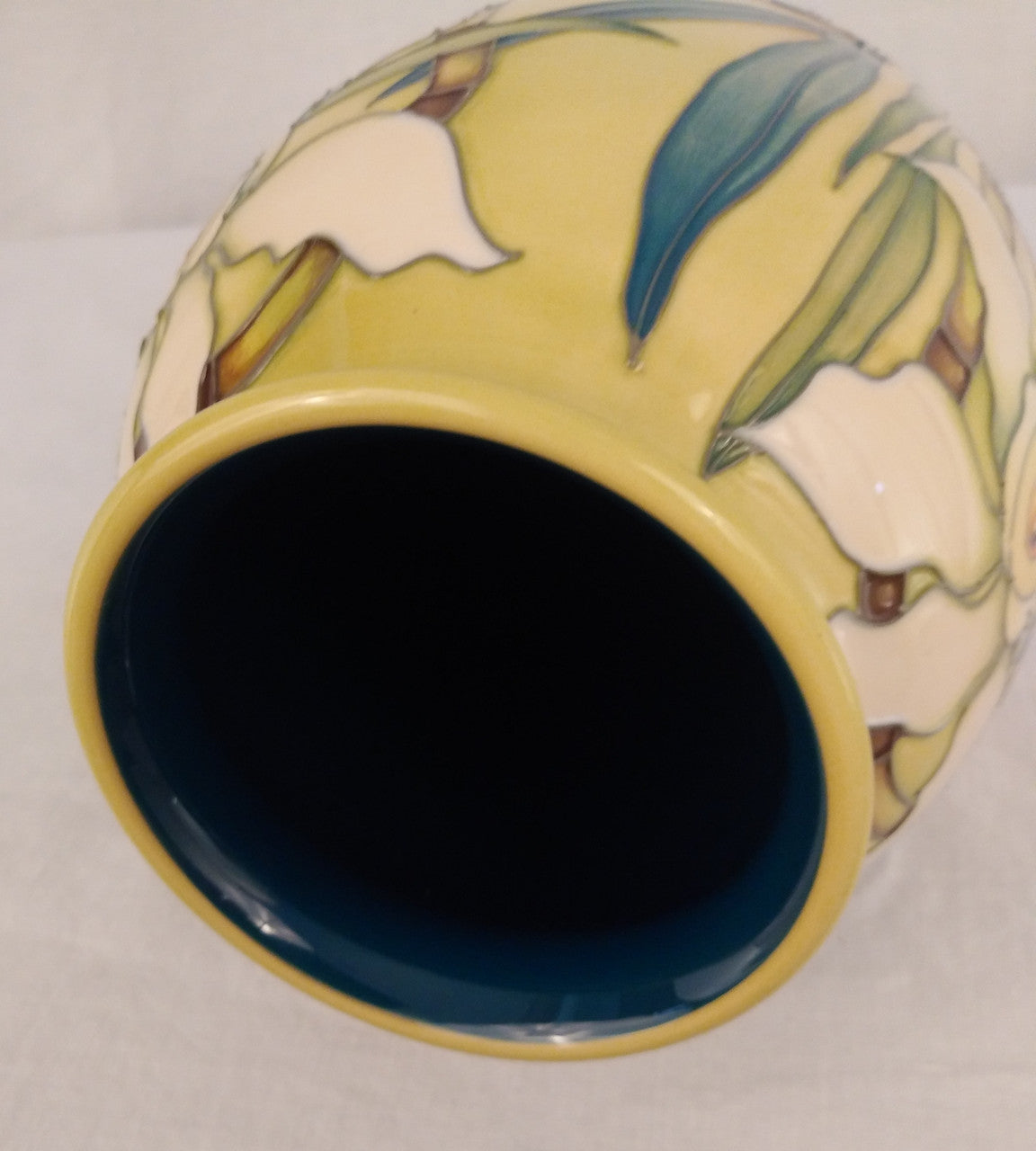 Moorcroft Pottery vase - Trentham Prize 393-10, Limited Edition #25-100