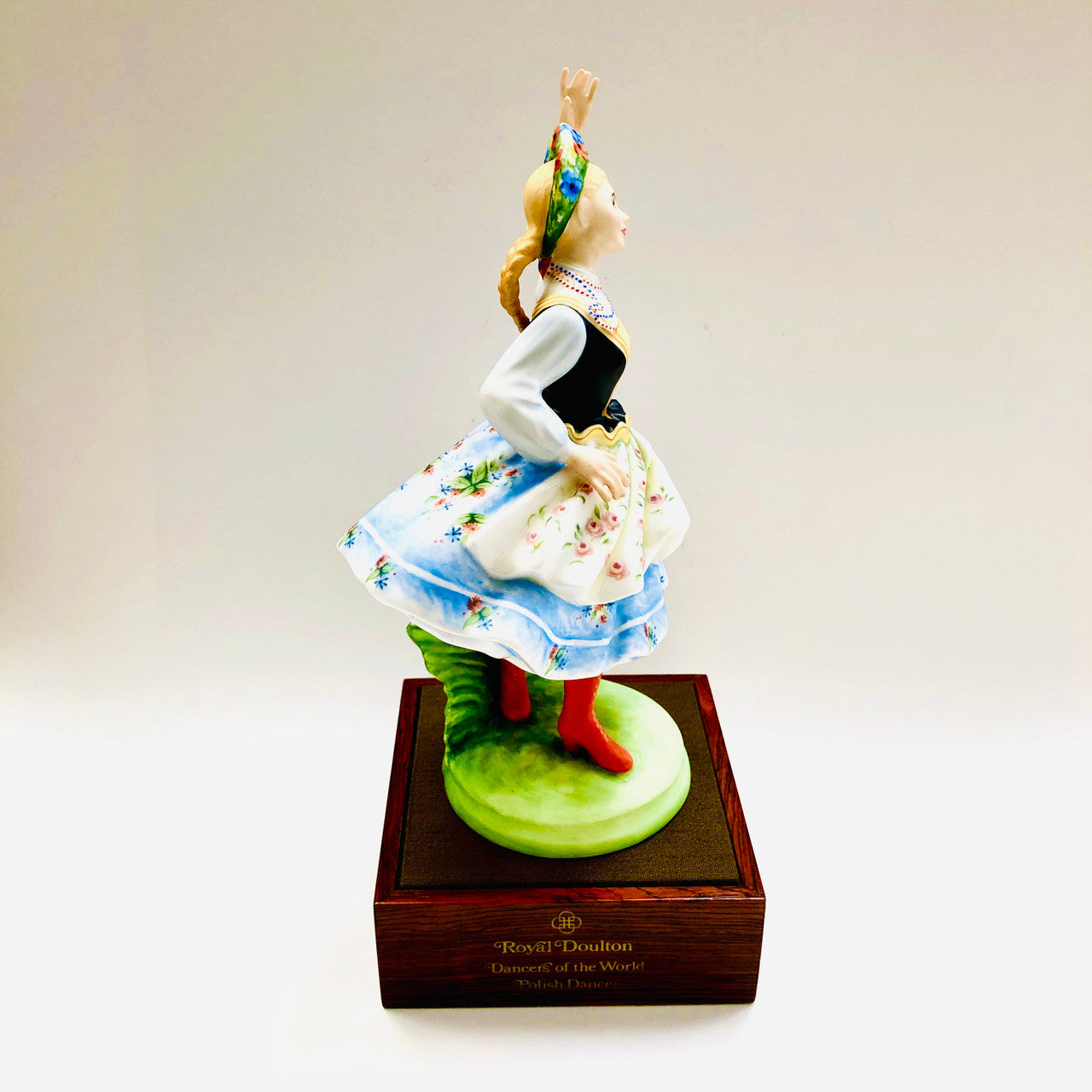 Royal Doulton, Dancers of the World, Polish Dancer, Poland, HN 2836, Figurine, Ceramic, Limited Edition, 1980, Peggy Davies