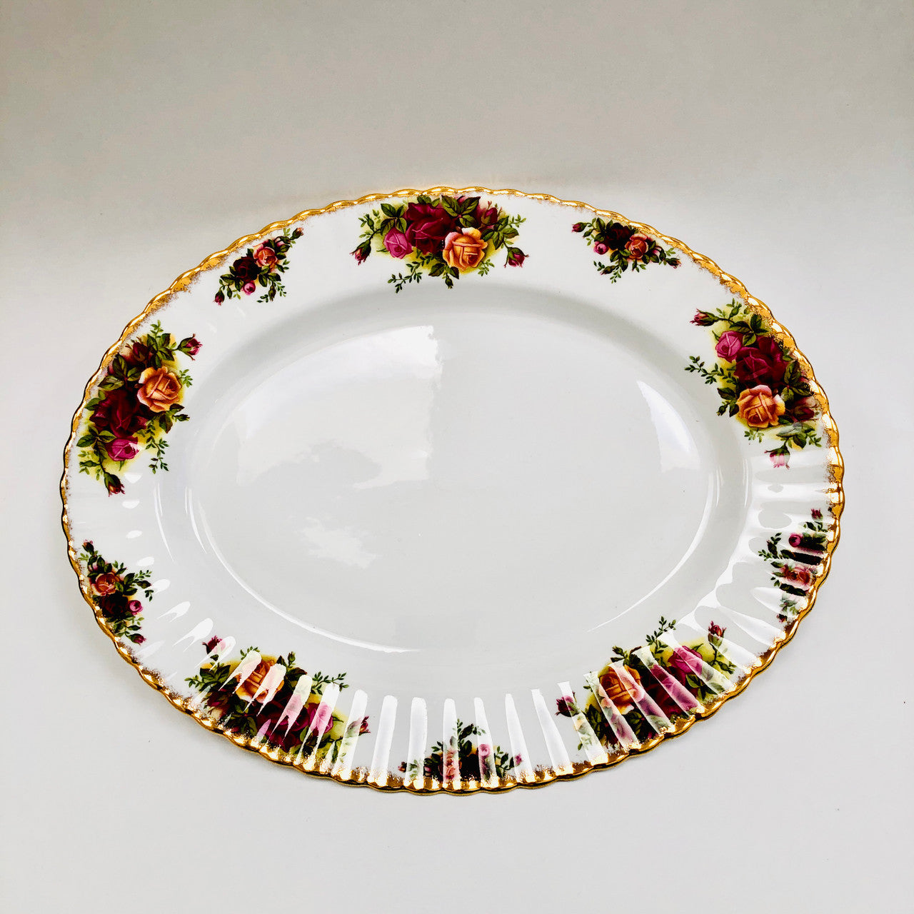 Royal Albert, Old Country Roses, Oval, Platter, Tray, 13", Serving, Vintage, Red, Roses, England, Steampunk