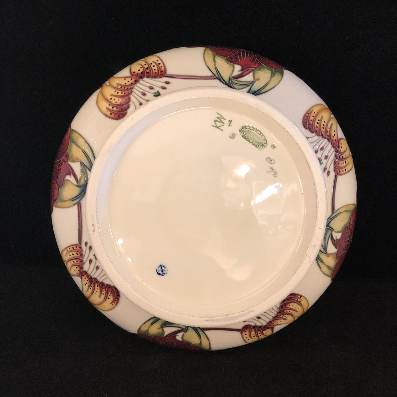 Moorcroft Anna Lily Bowl 620-9