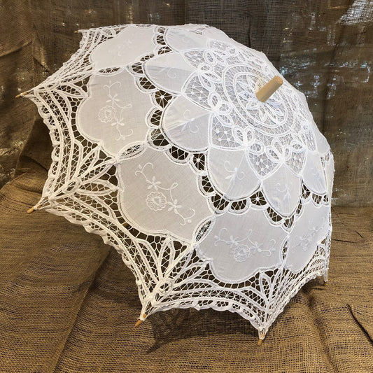 Old-Fashioned, White, Parasol, Umbrella, Batternburg , Lace, large.