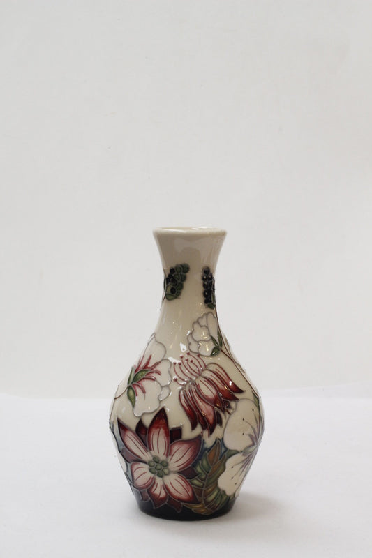 Moorcroft Bramble Revisited Vase 372-5, Alicia Amison
