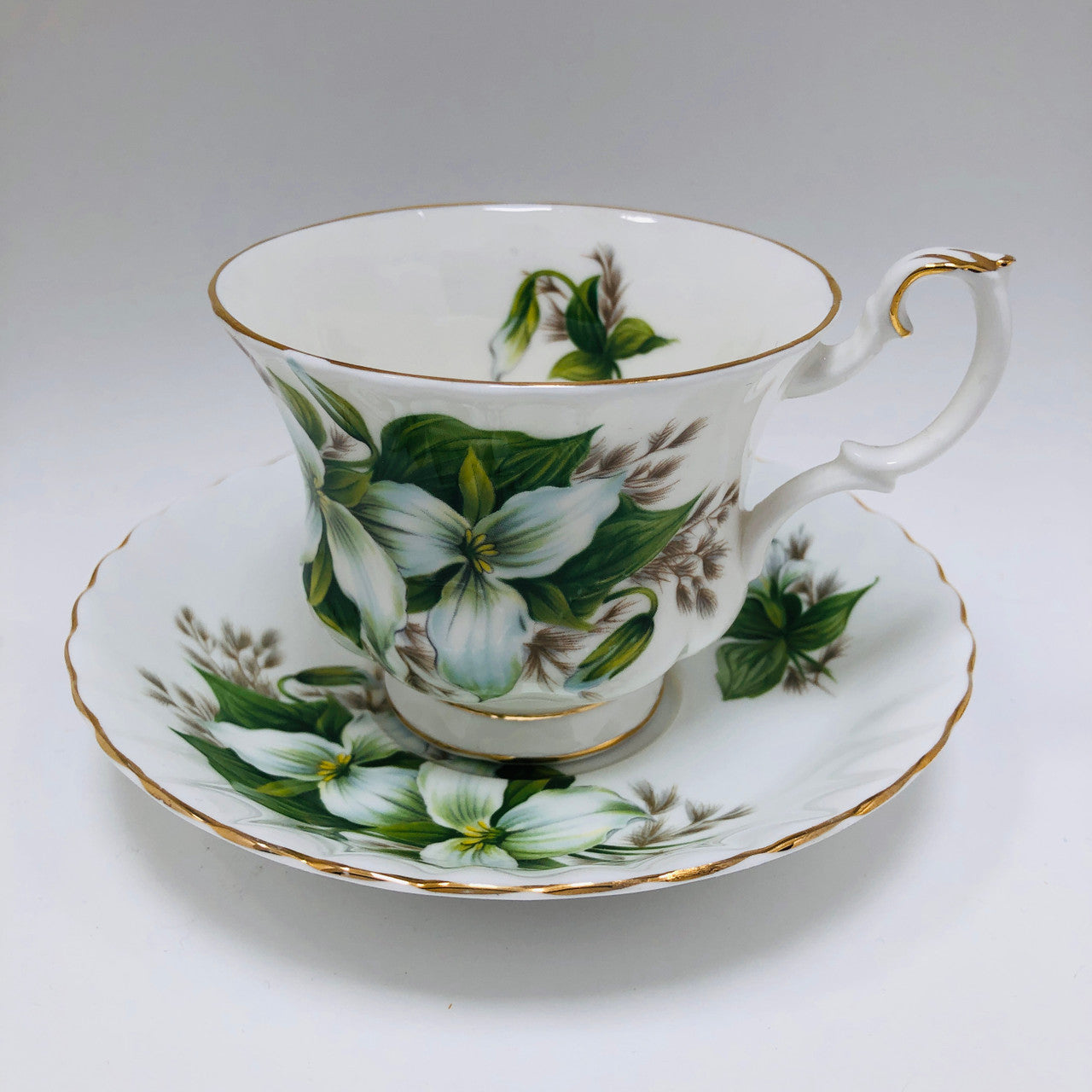 Royal Albert, Trillium, Cup and Saucer, Tea cup, Tea Cup, Vintage, Eng –  Ibon Antiques