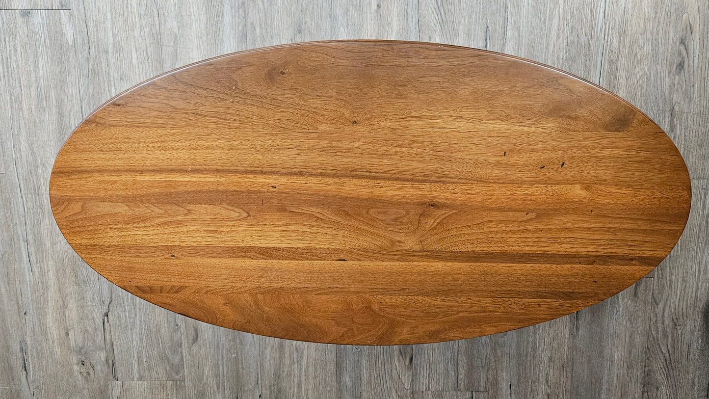 Oval coffee table