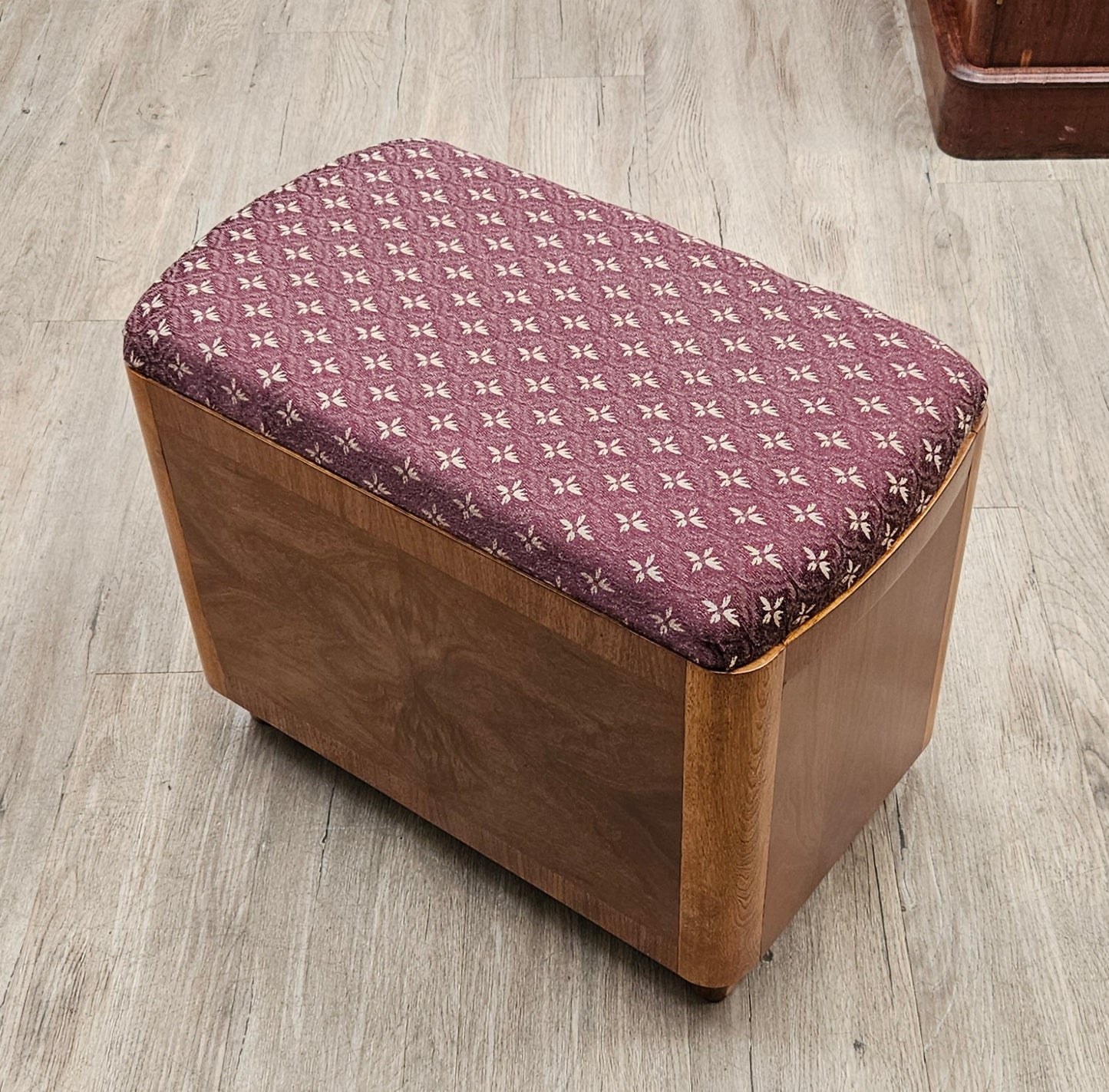 Upholstered bench with storage