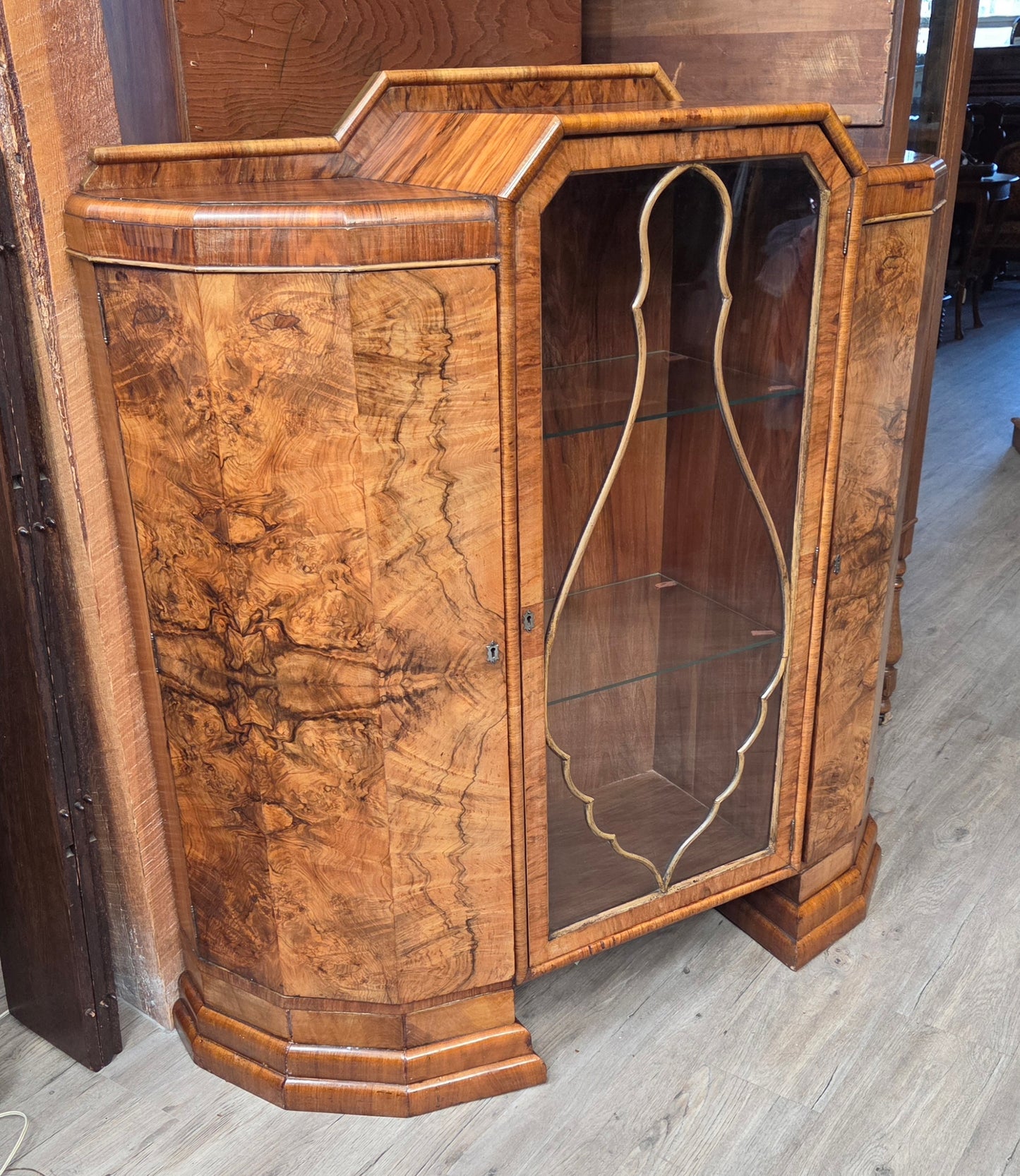 Art Deco cabinet/bar, burled walnut