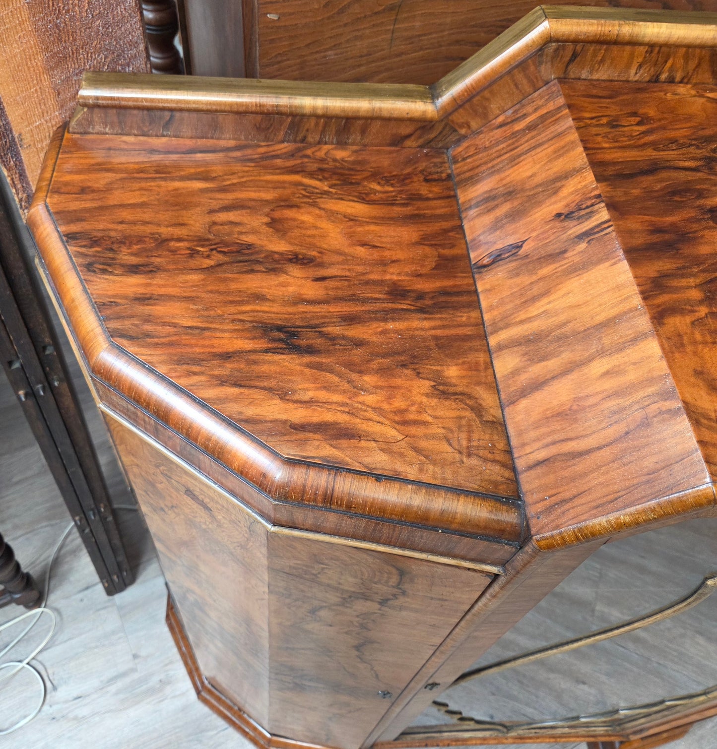 Art Deco cabinet/bar, burled walnut