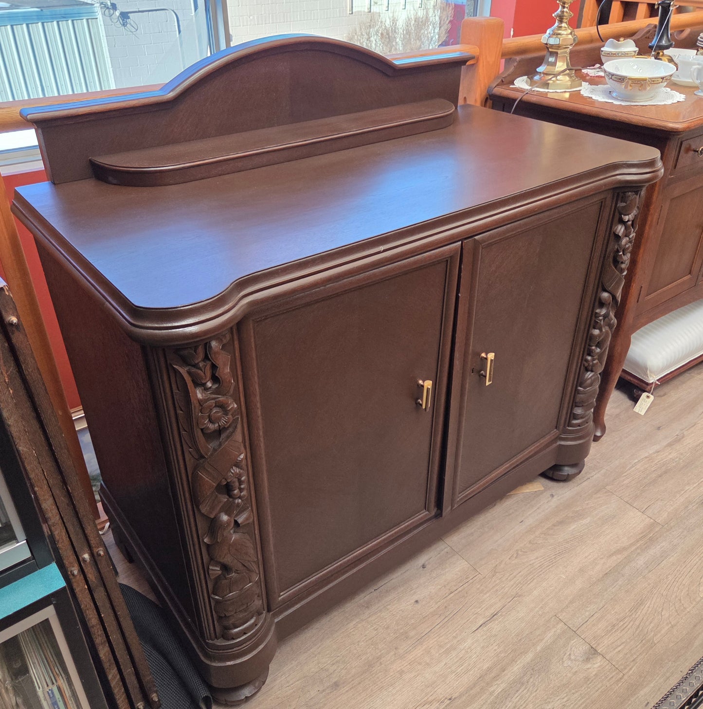 Dark mahogany sideboard/buffet