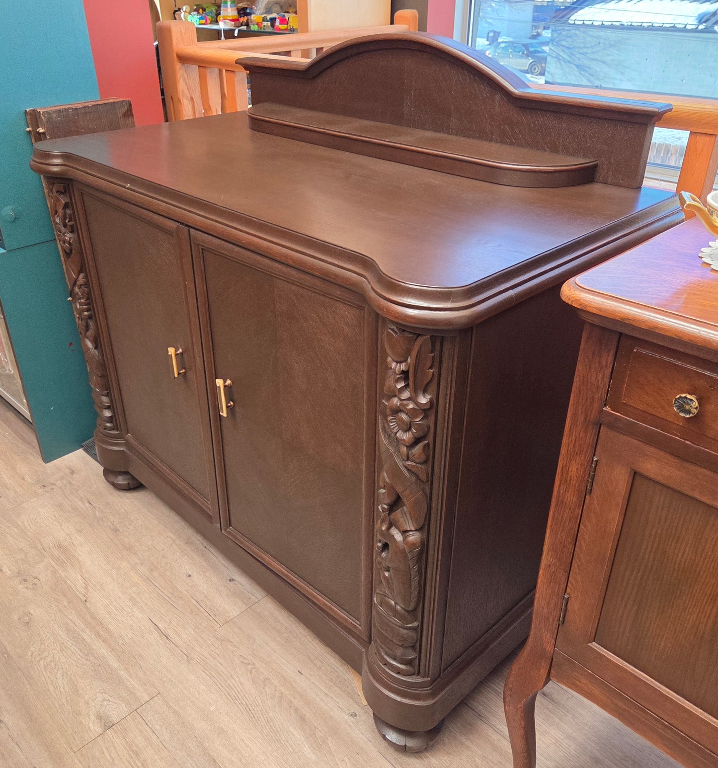 Dark mahogany sideboard/buffet