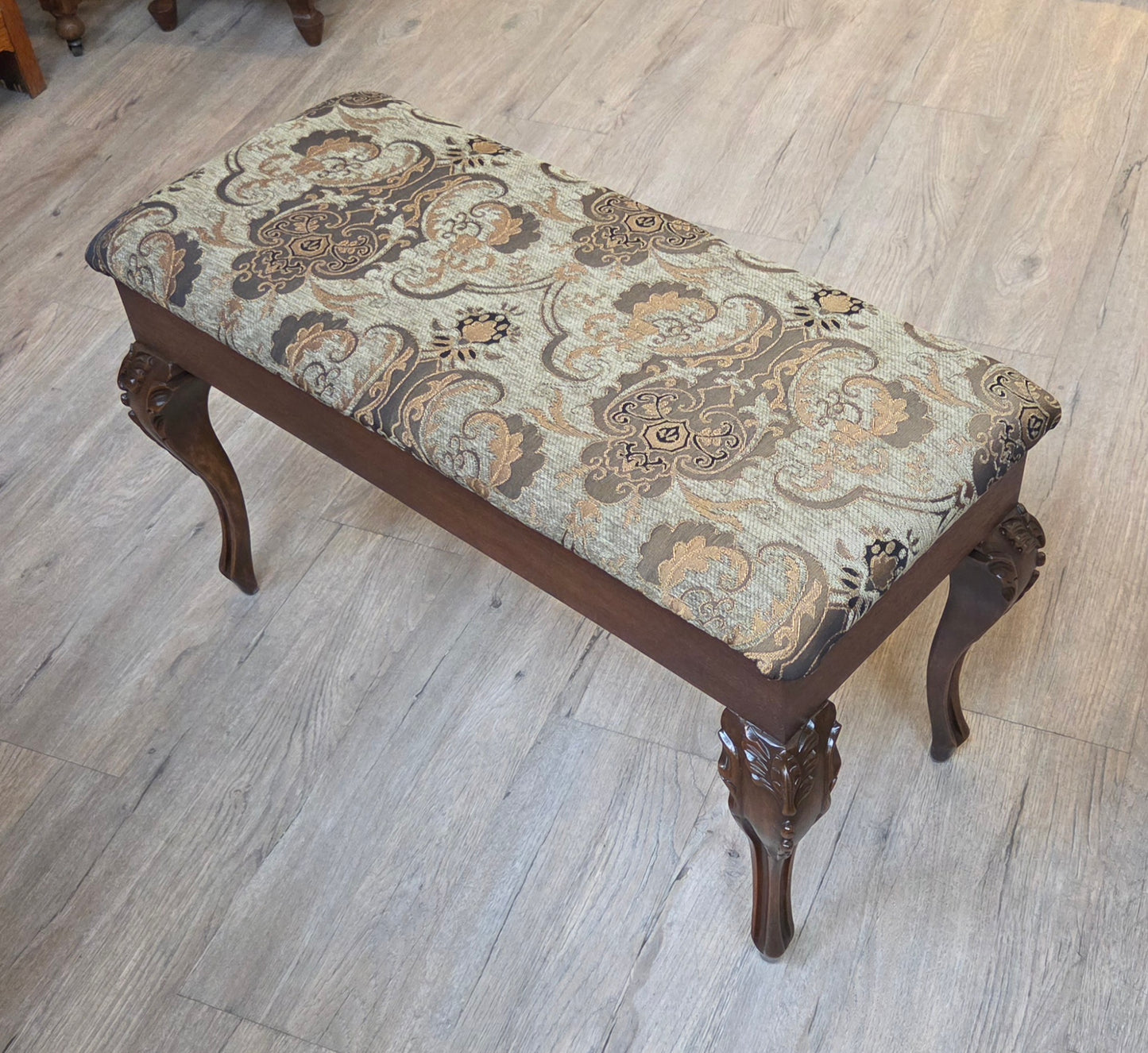 Upholstered piano bench with storage