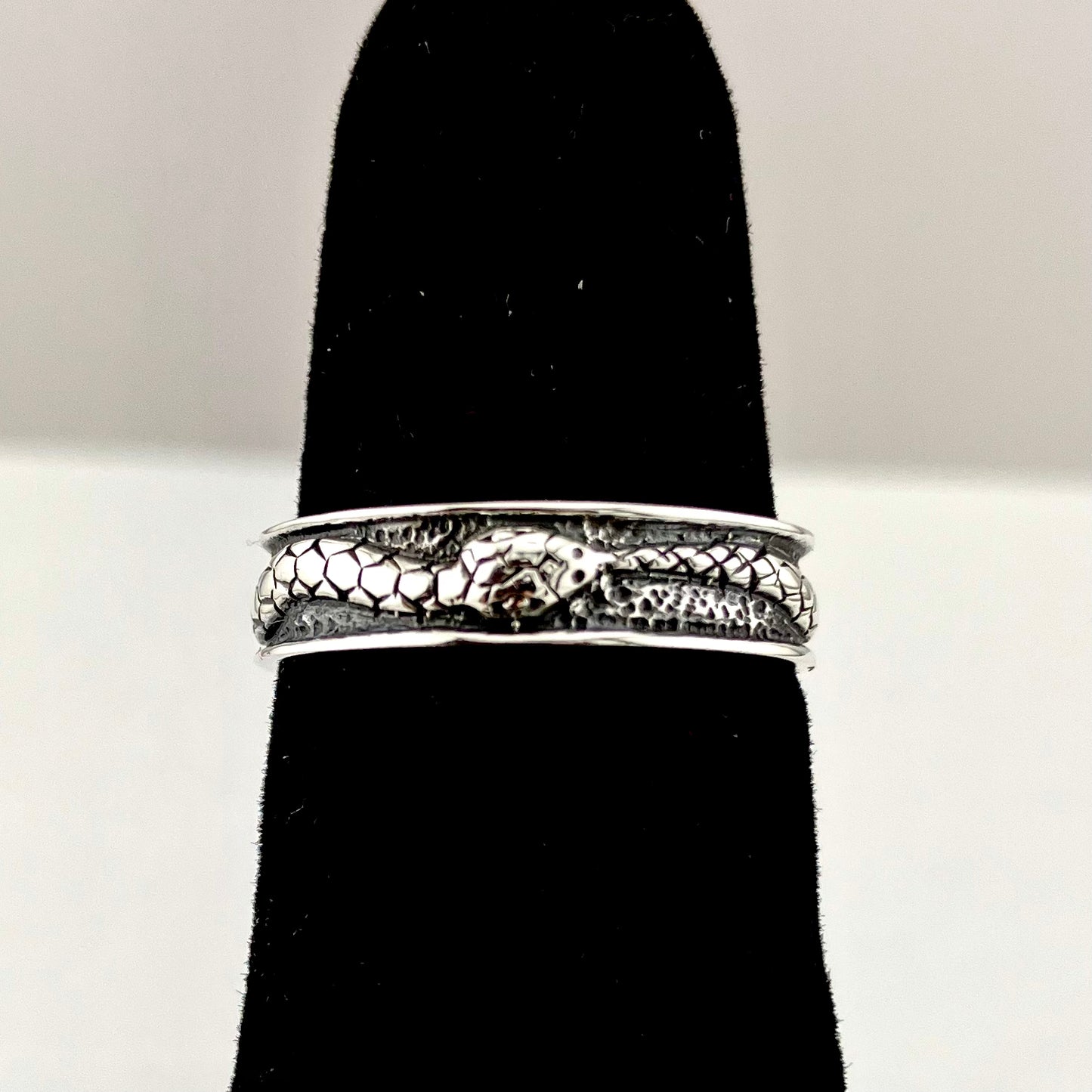 Sterling Silver Single Infinity Snake Band Ring