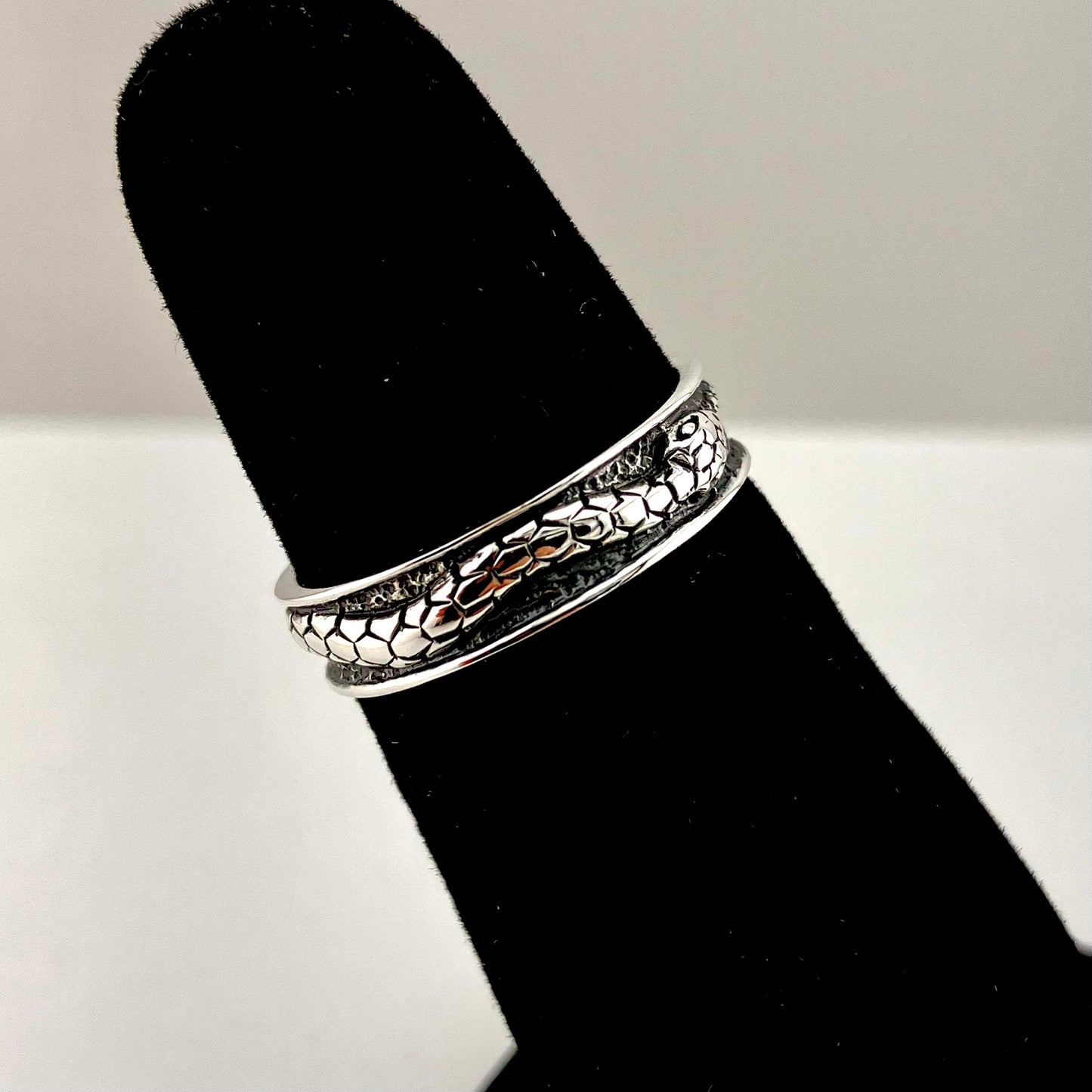 Sterling Silver Single Infinity Snake Band Ring