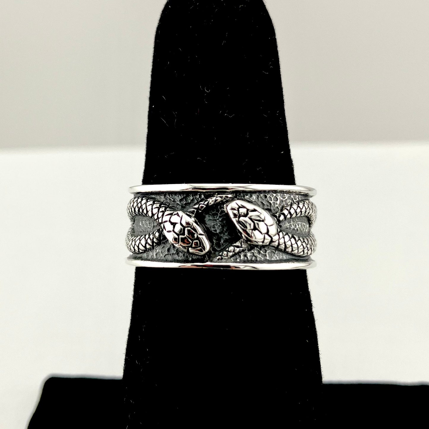 Sterling Silver Two Intertwined Snakes Band Ring