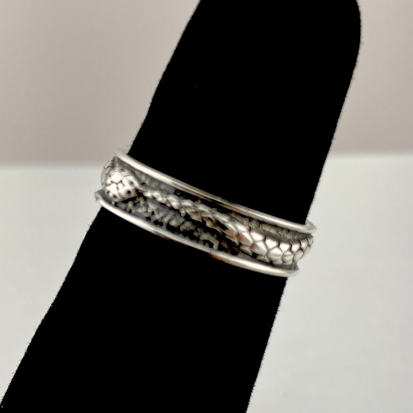 Sterling Silver Single Infinity Snake Band Ring