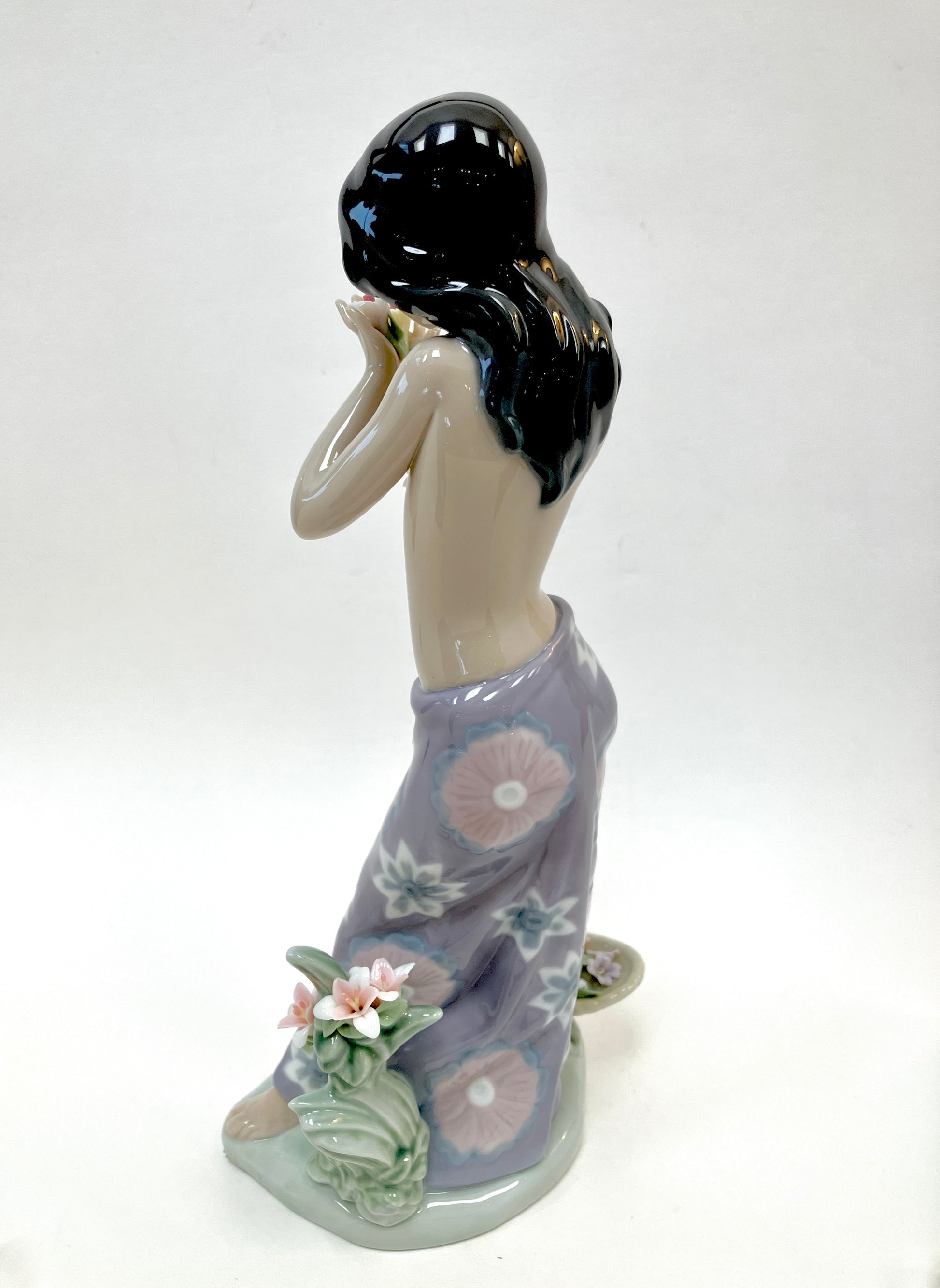 Salvador Debon, Retired Lladro Daisa # Chinese Woman With Baby