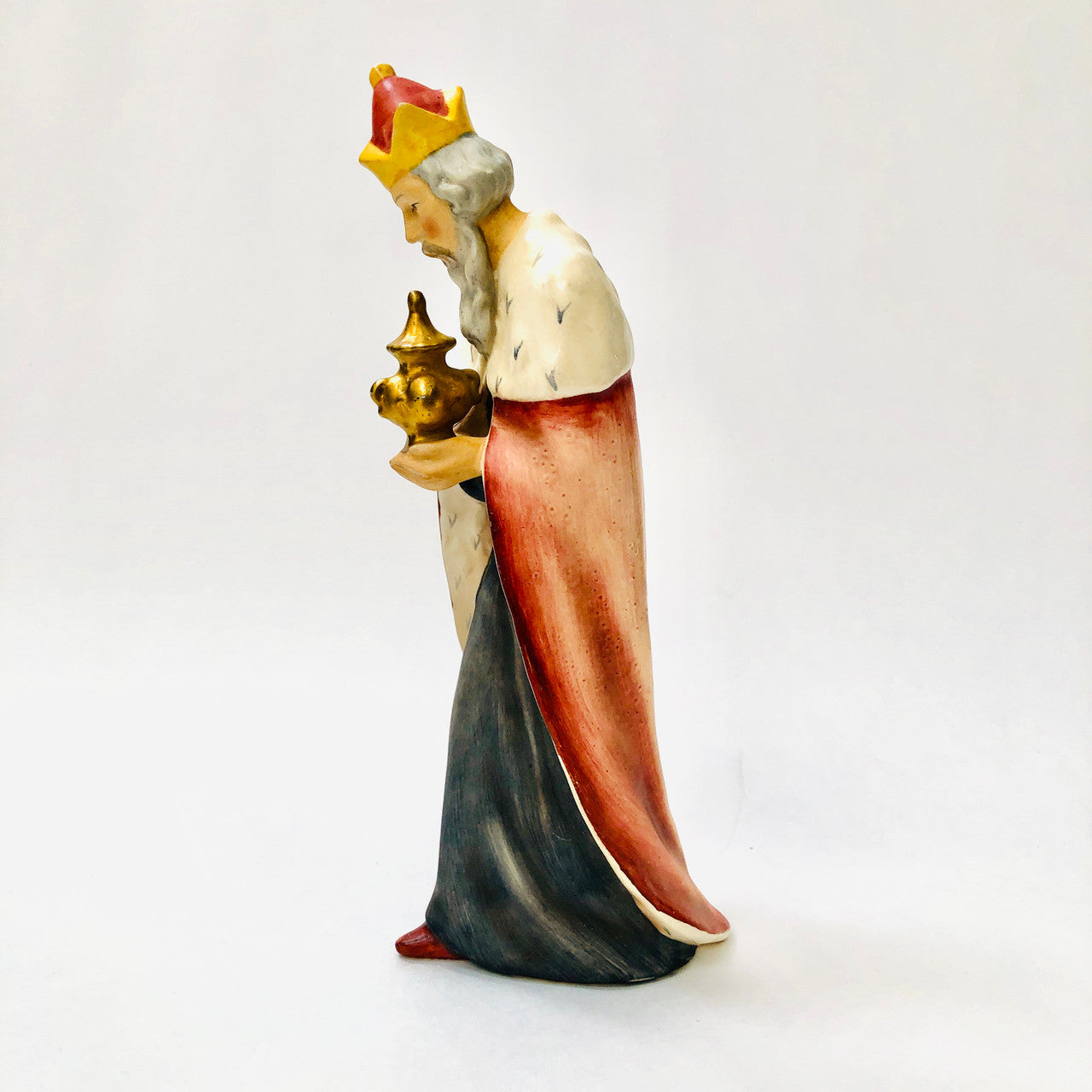 Goebel, Figurine, Vintage, Red Cloaked King, Three Kings, Wiseman, Wisemen, Christmas, Xmas, Nativity, Rare, Porcelain, Ceramic, TMK1, FULL BEE, Red Cloak