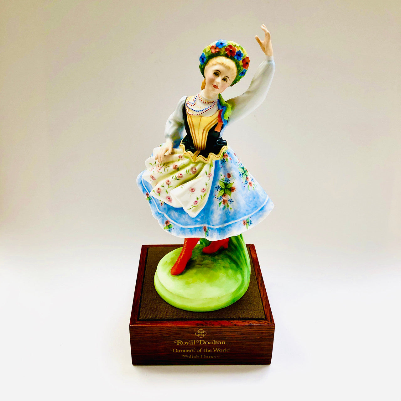 Royal Doulton, Dancers of the World, Polish Dancer, Poland, HN 2836, Figurine, Ceramic, Limited Edition, 1980, Peggy Davies