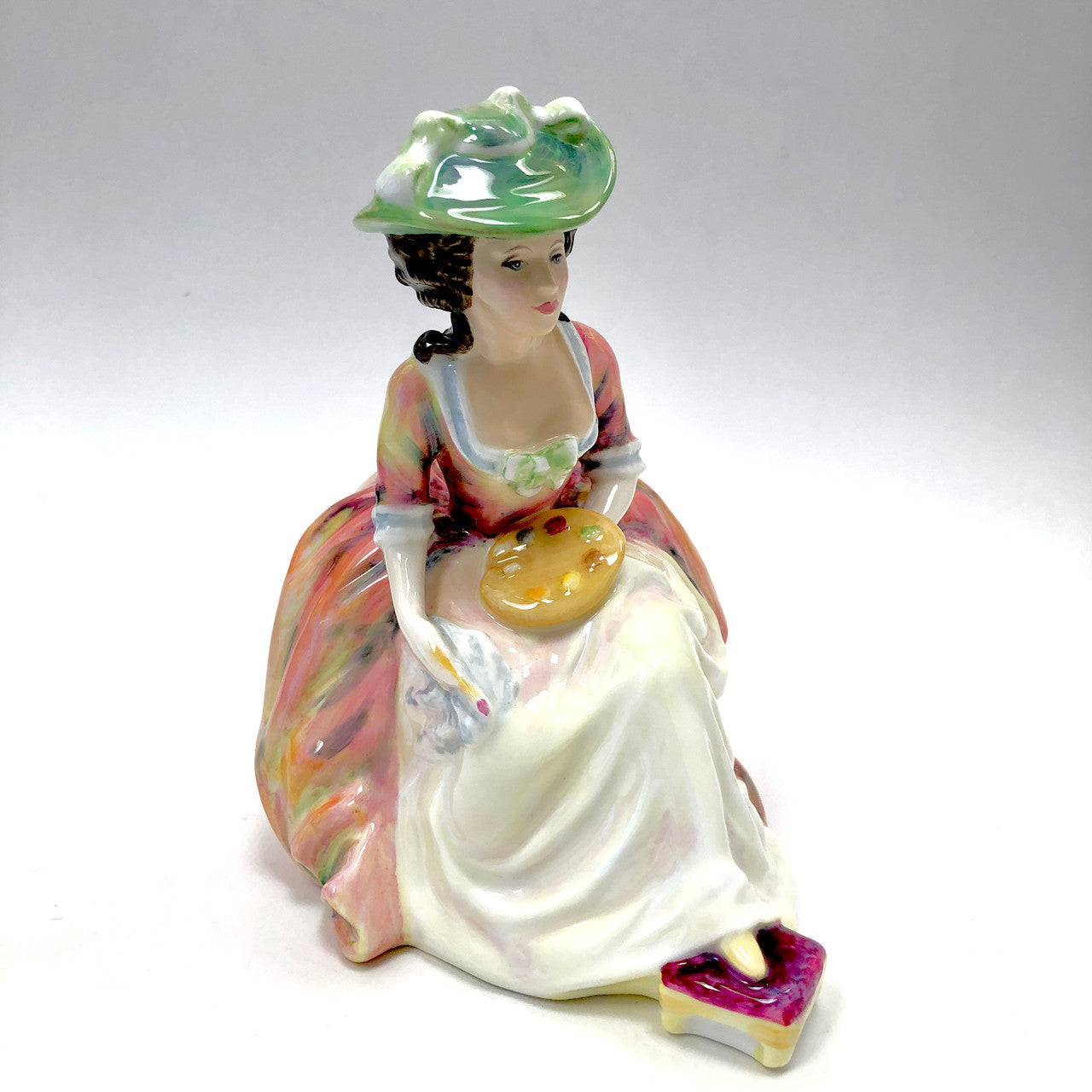 Royal Doulton, Kathleen, HN2933, Figurine, Vintage, England, Peach, White, Green, Hat, Painting, Palette, Brush, Lady