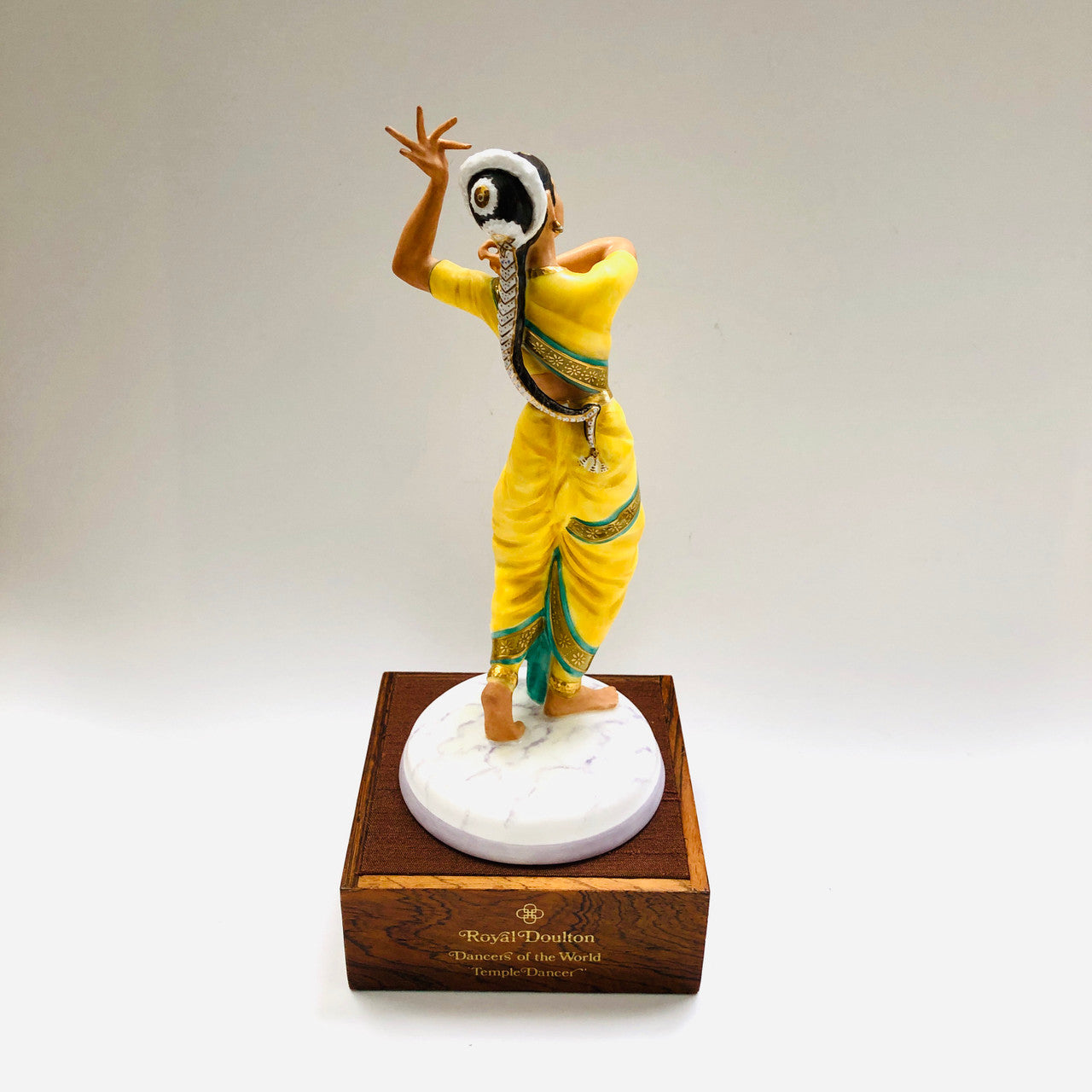 Royal Doulton, Indian Temple Dancer, India, HN 2830, Figurine