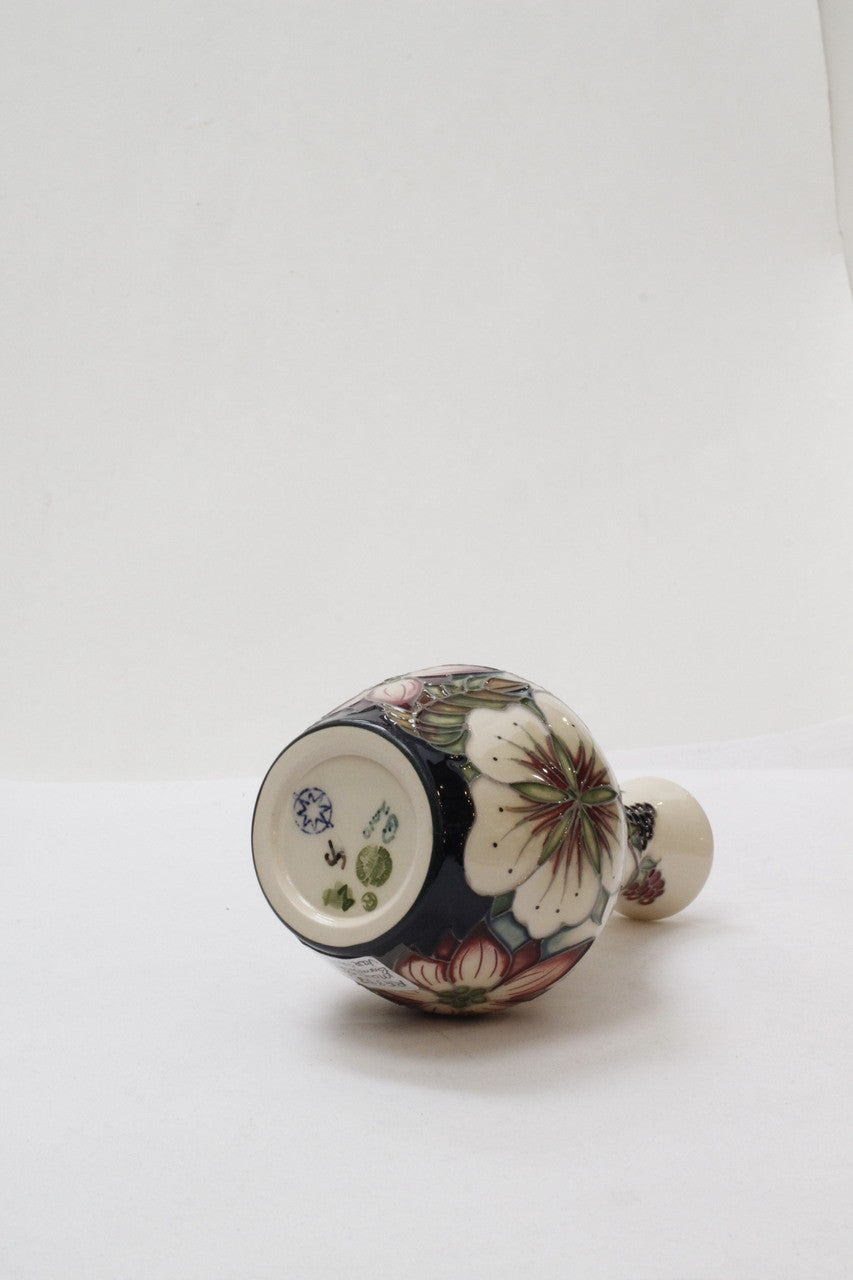 Moorcroft Bramble Revisited Vase 372-5, Alicia Amison