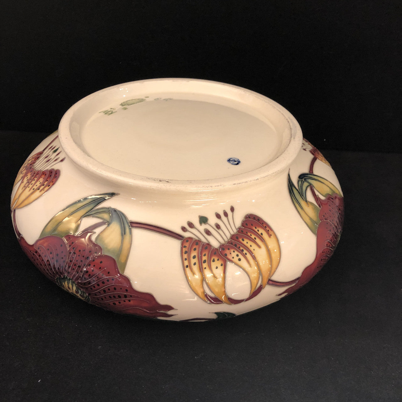 Moorcroft Anna Lily Bowl 620-9